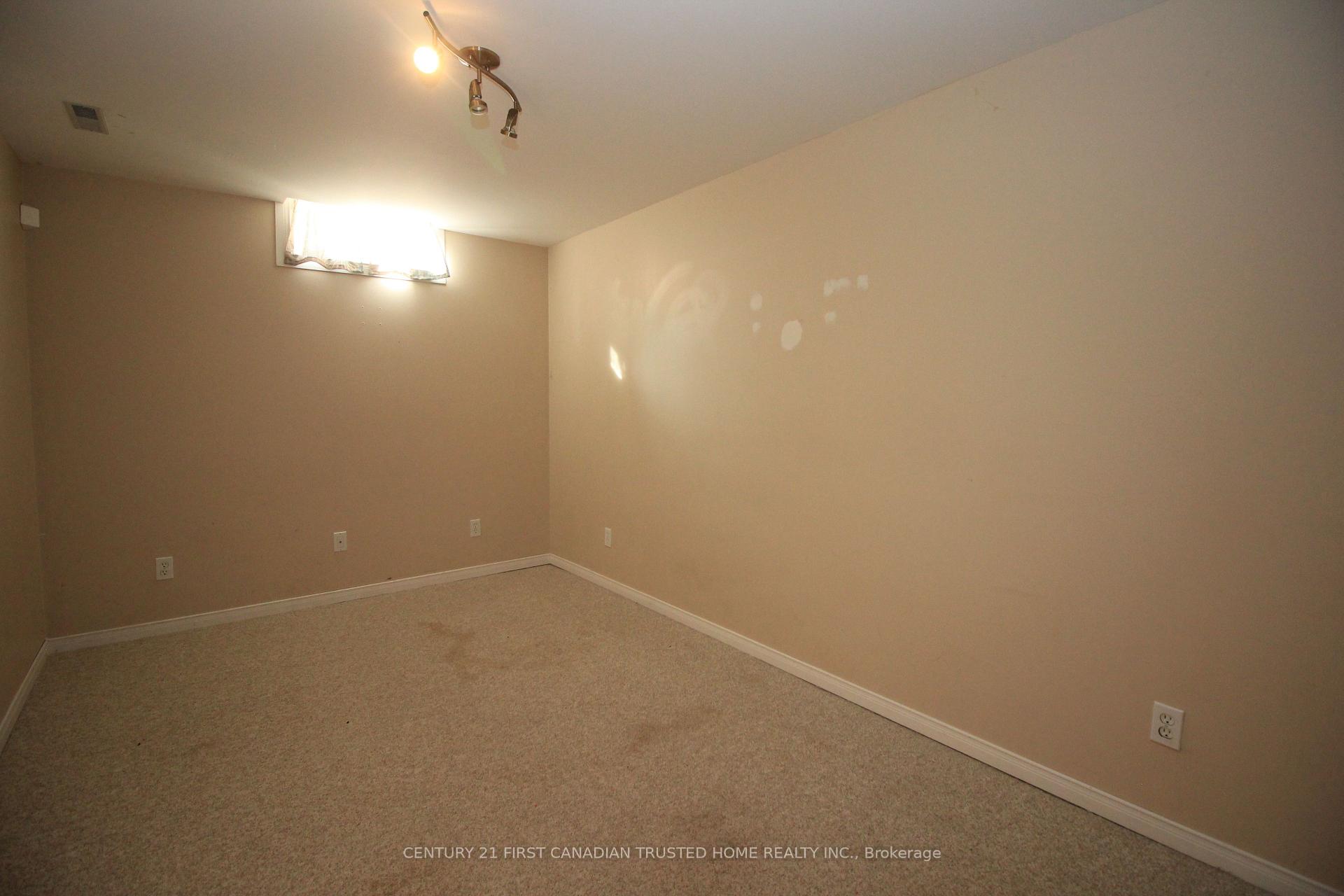 Photo 35 of 199 Emerald Road, London, South U — HOMEH