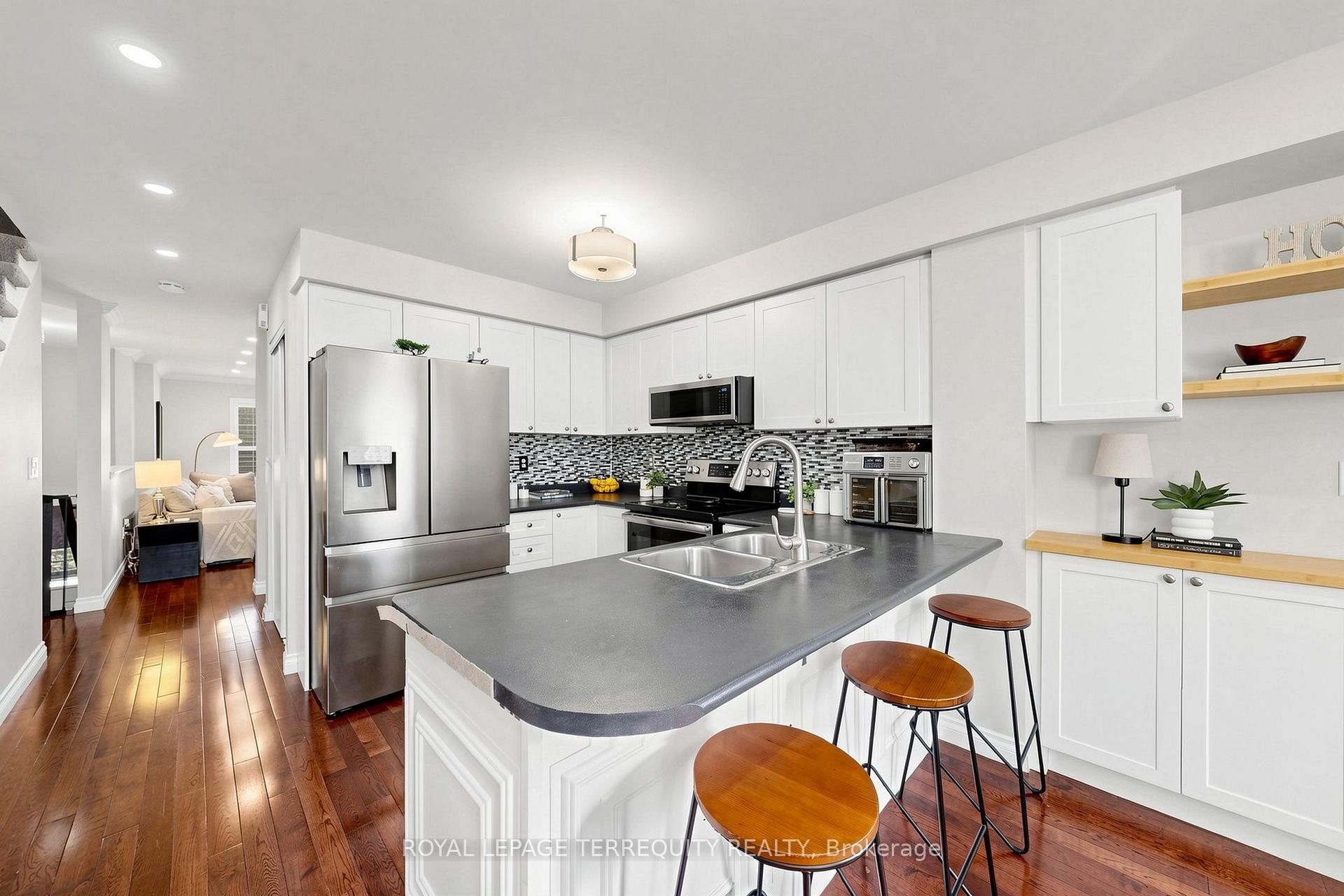 Photo 10 of Unit 50, 735 Sheppard Avenue, Pickering, Woodlands — HOMEH