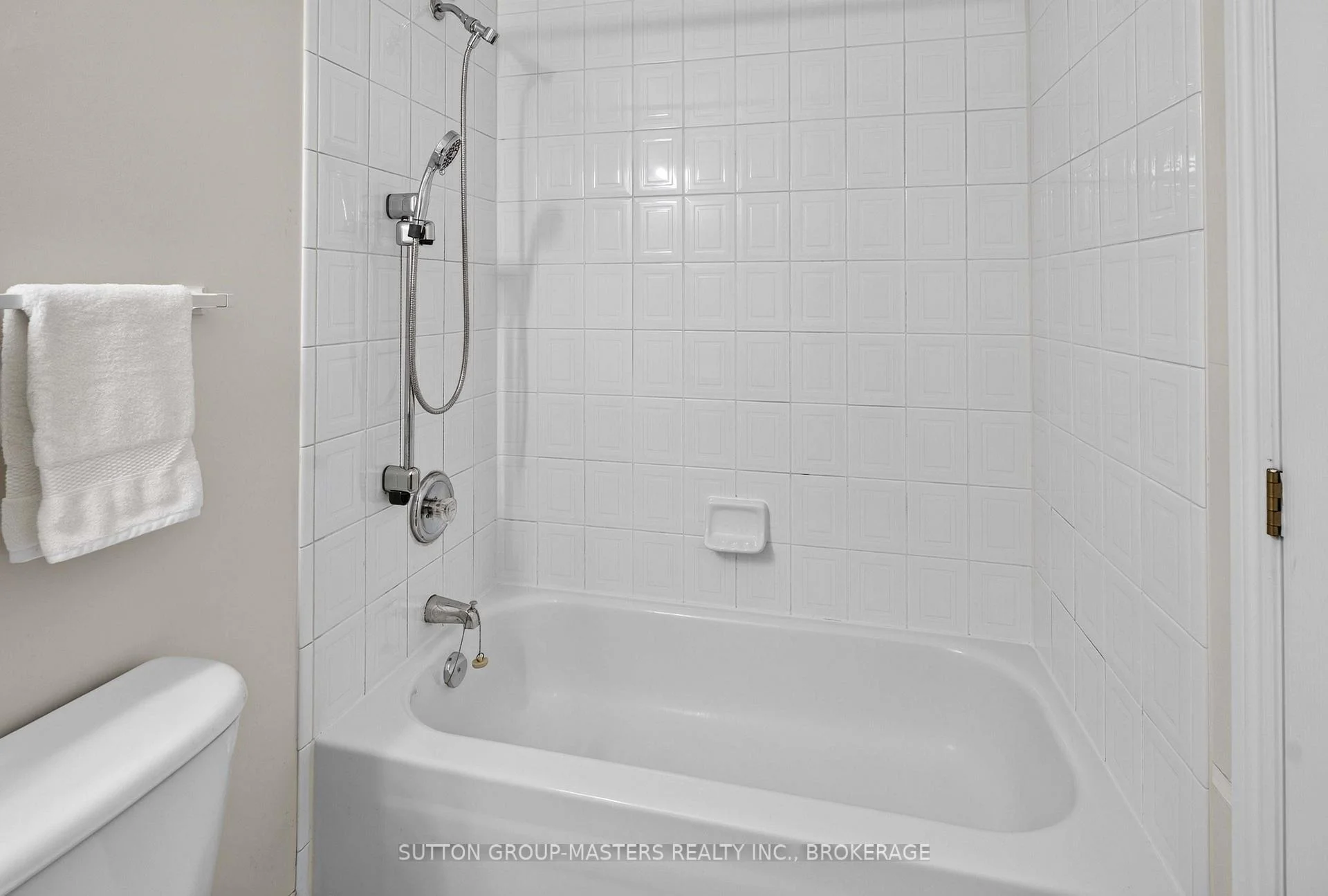 Photo 32 of 675 Millwood Drive, Kingston, City SouthWest — HOMEH