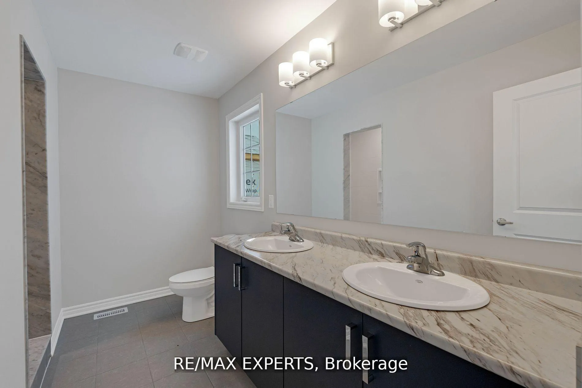 Photo 25 of 282 Springfield Crescent, Clearview, Stayner — HOMEH