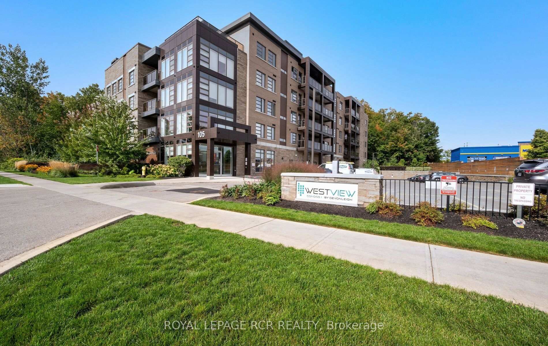 Photo of Unit 210, 105 Spencer Avenue