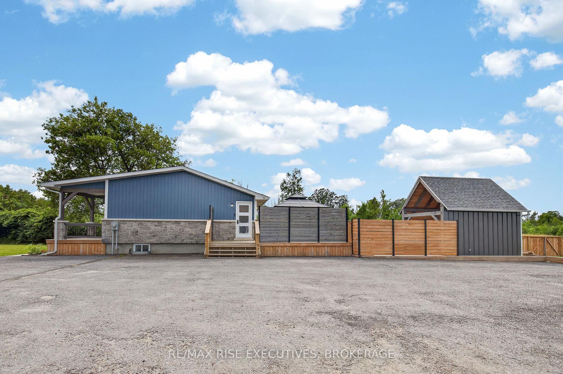 Photo 10 of 6213 County Road 2, Loyalist, Lennox and Addington - South — HOMEH