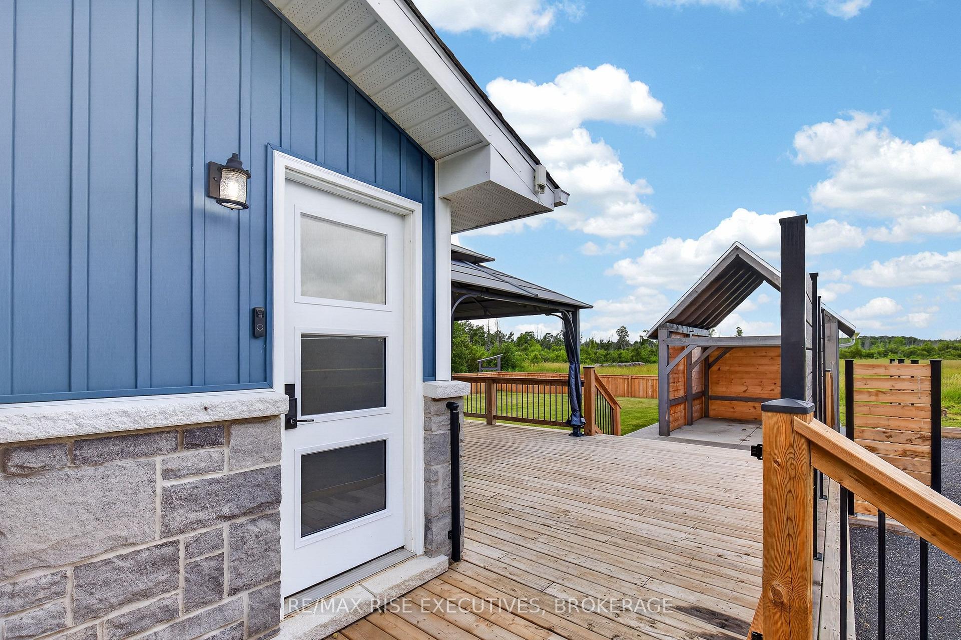 Photo 11 of 6213 County Road 2, Loyalist, Lennox and Addington - South — HOMEH