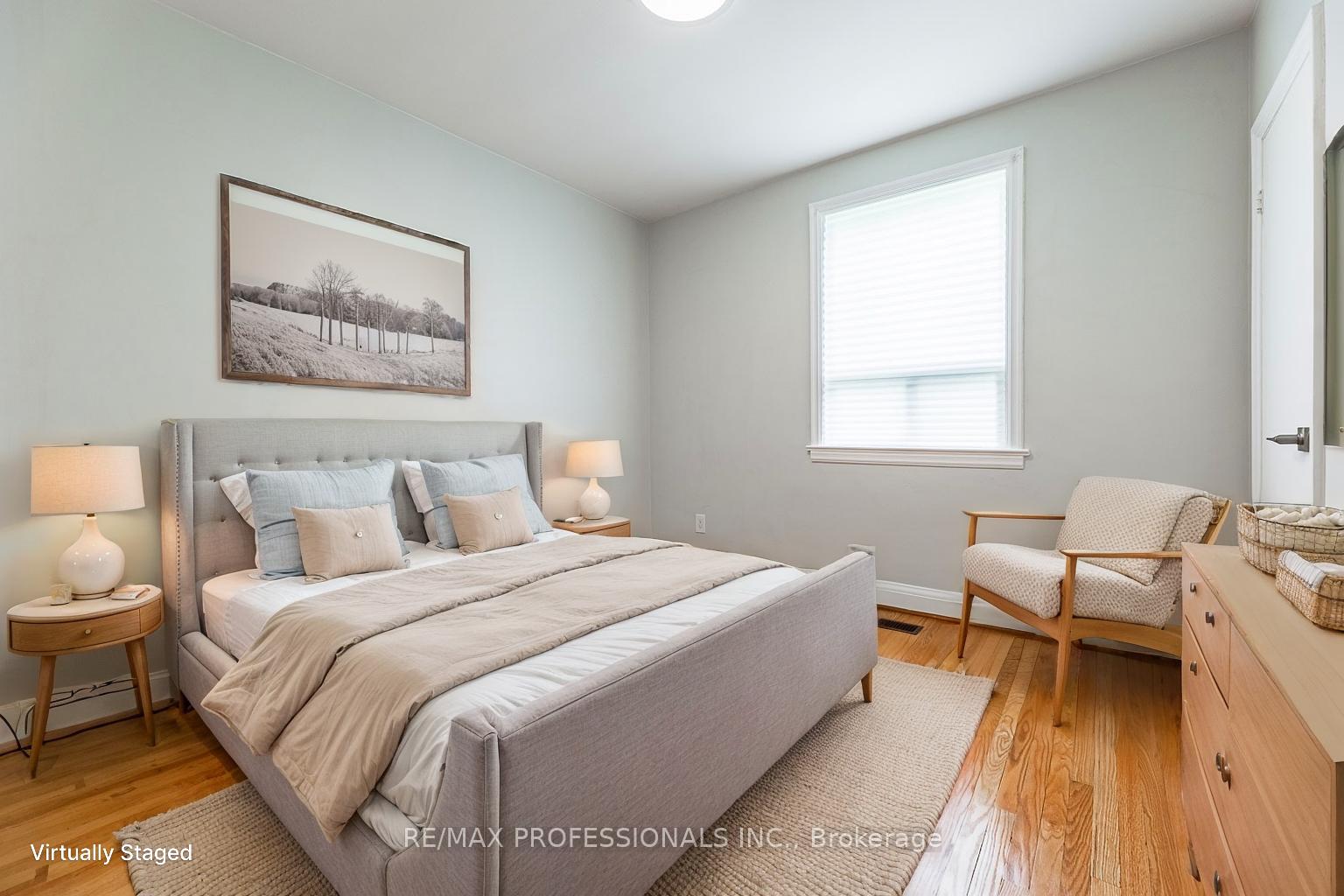 Photo 19 of 11 Stock Avenue, Etobicoke, Islington-City Centre West — HOMEH