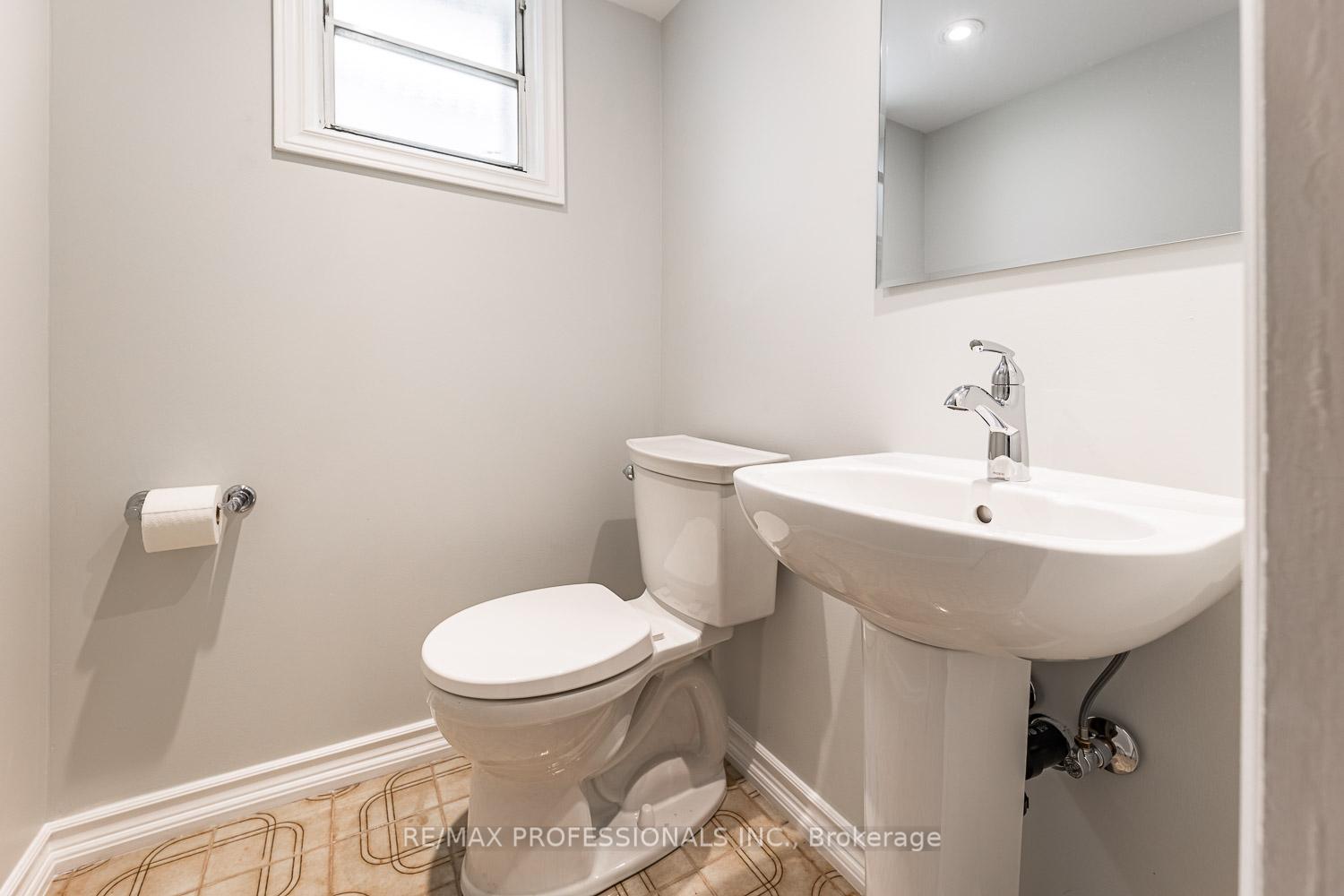 Photo 30 of 11 Stock Avenue, Etobicoke, Islington-City Centre West — HOMEH