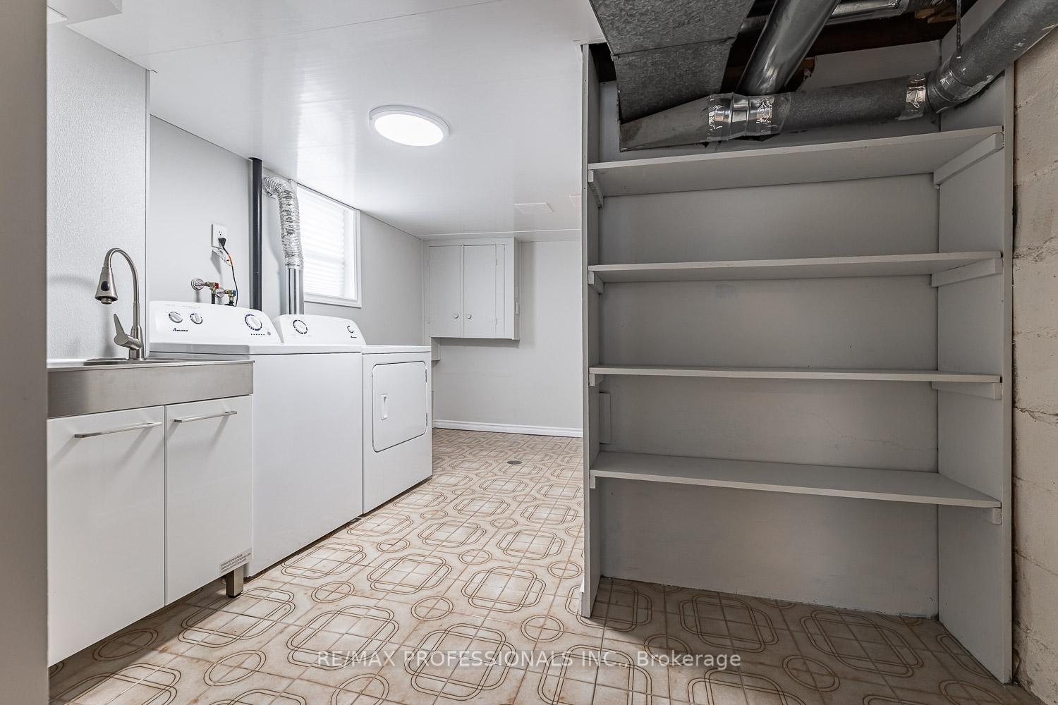 Photo 33 of 11 Stock Avenue, Etobicoke, Islington-City Centre West — HOMEH