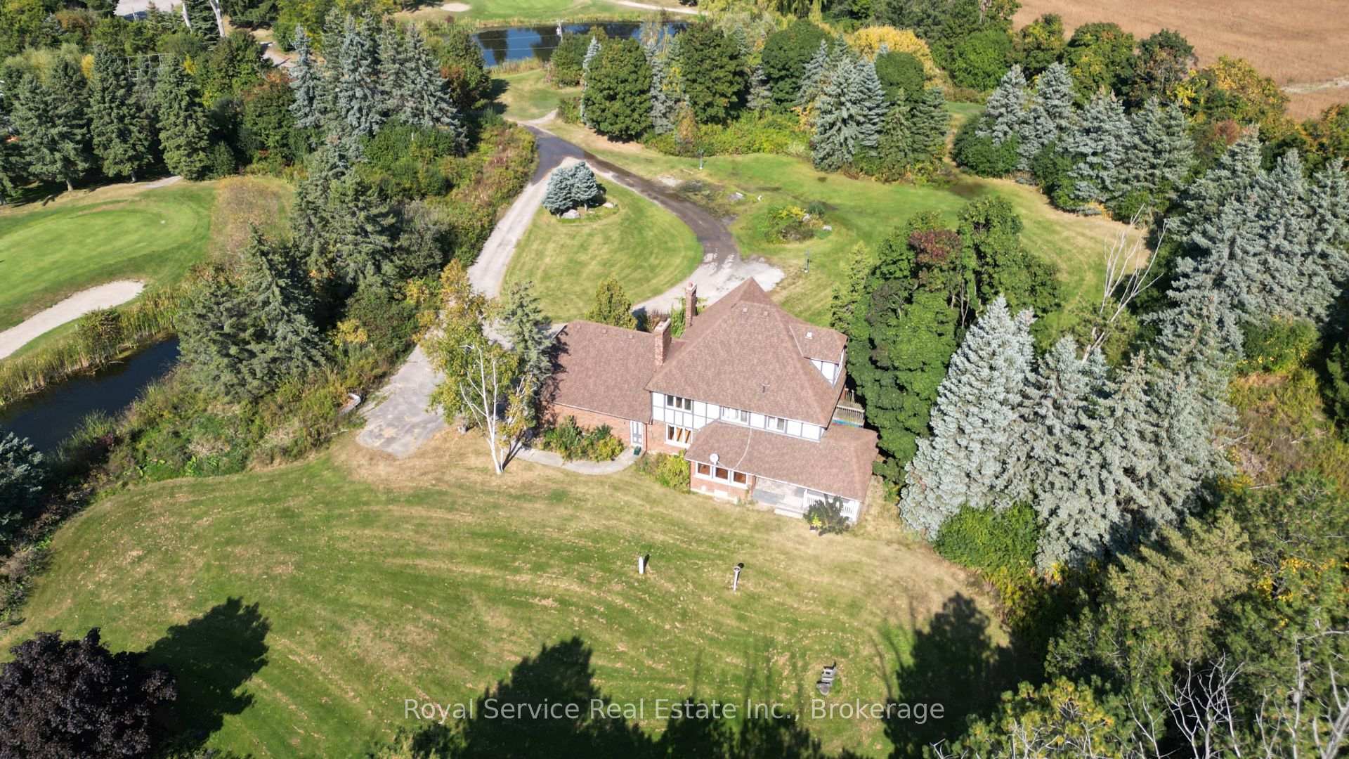 Photo 2 of 650 Lake Ridge Road, Ajax, South East — HOMEH