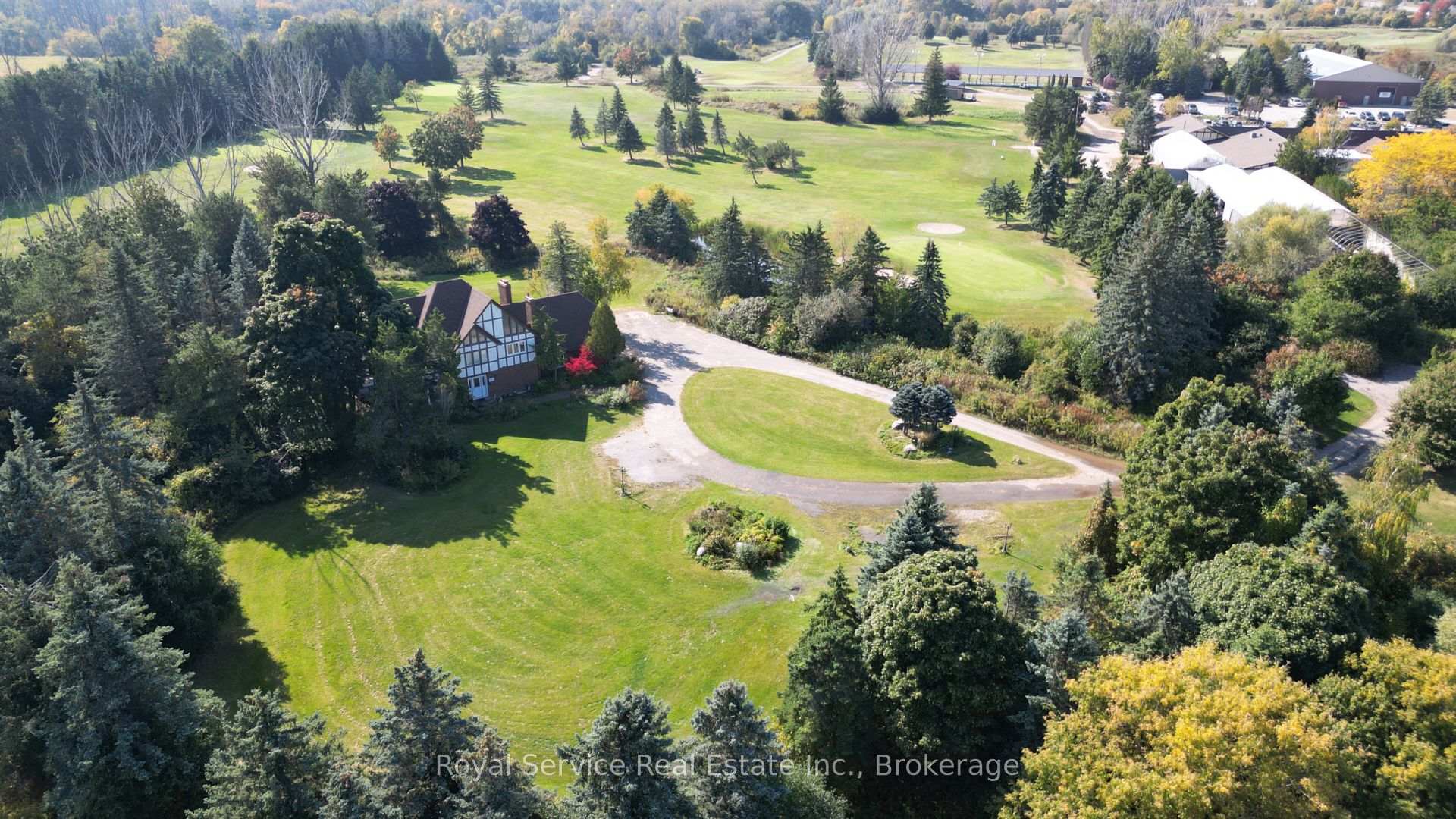 Photo 3 of 650 Lake Ridge Road, Ajax, South East — HOMEH