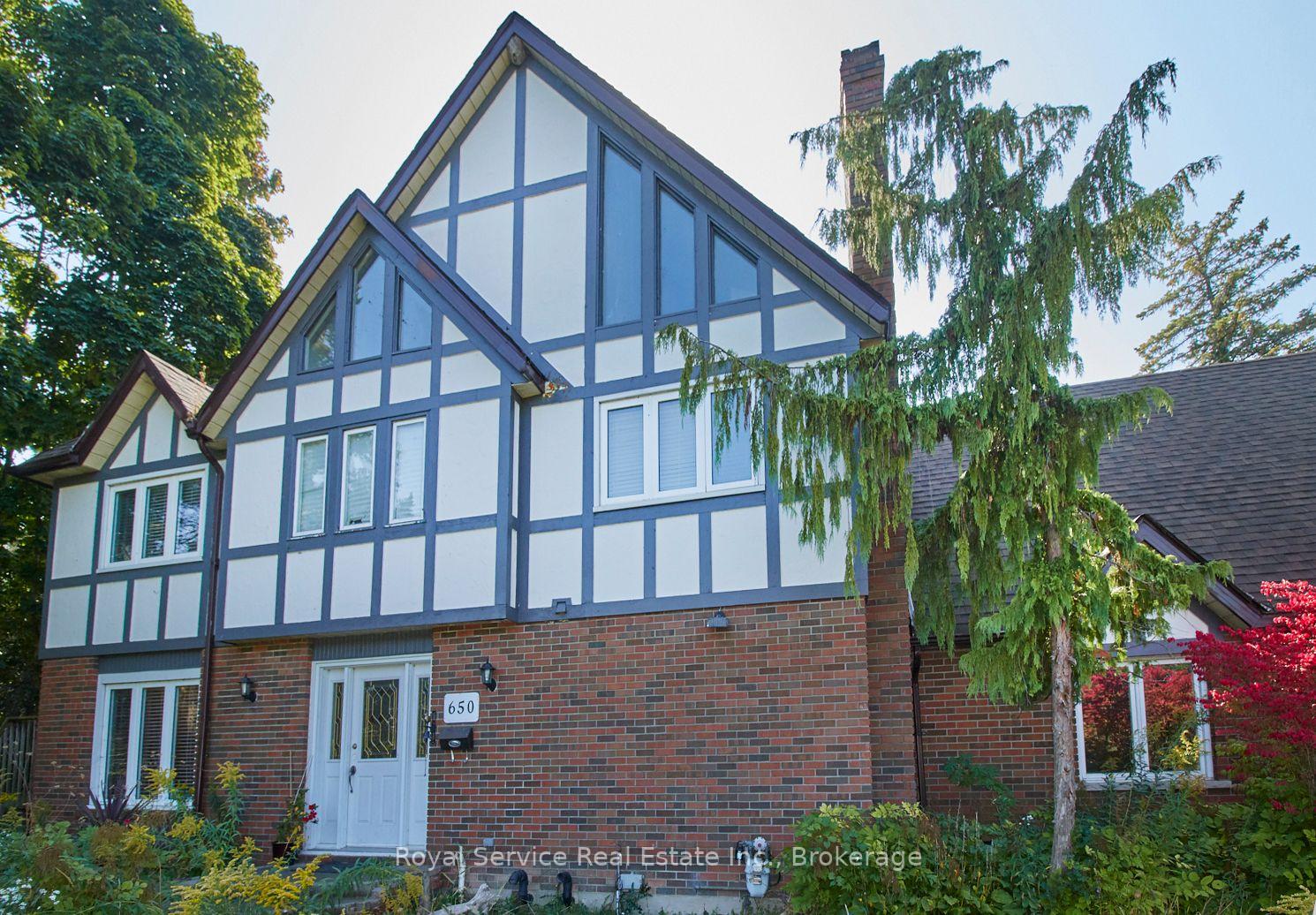 Photo 4 of 650 Lake Ridge Road, Ajax, South East — HOMEH