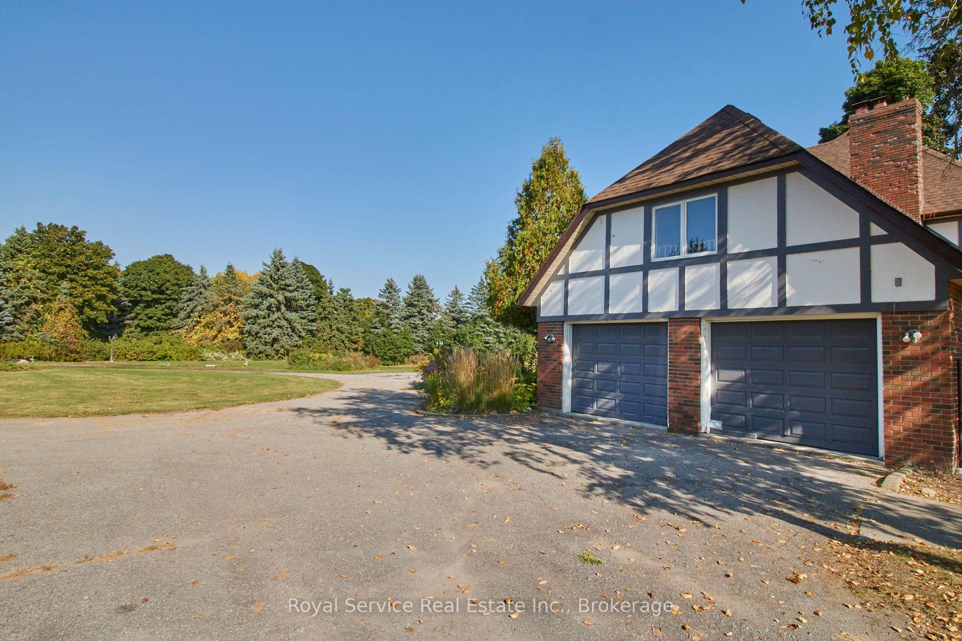 Photo 22 of 650 Lake Ridge Road, Ajax, South East — HOMEH