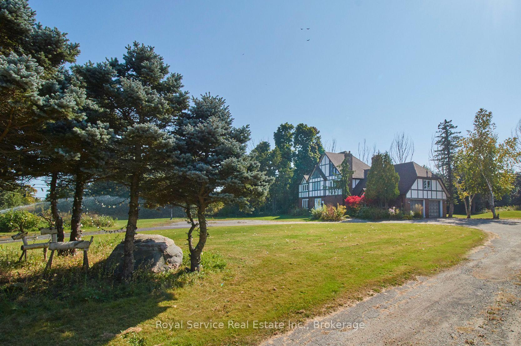 Photo 23 of 650 Lake Ridge Road, Ajax, South East — HOMEH