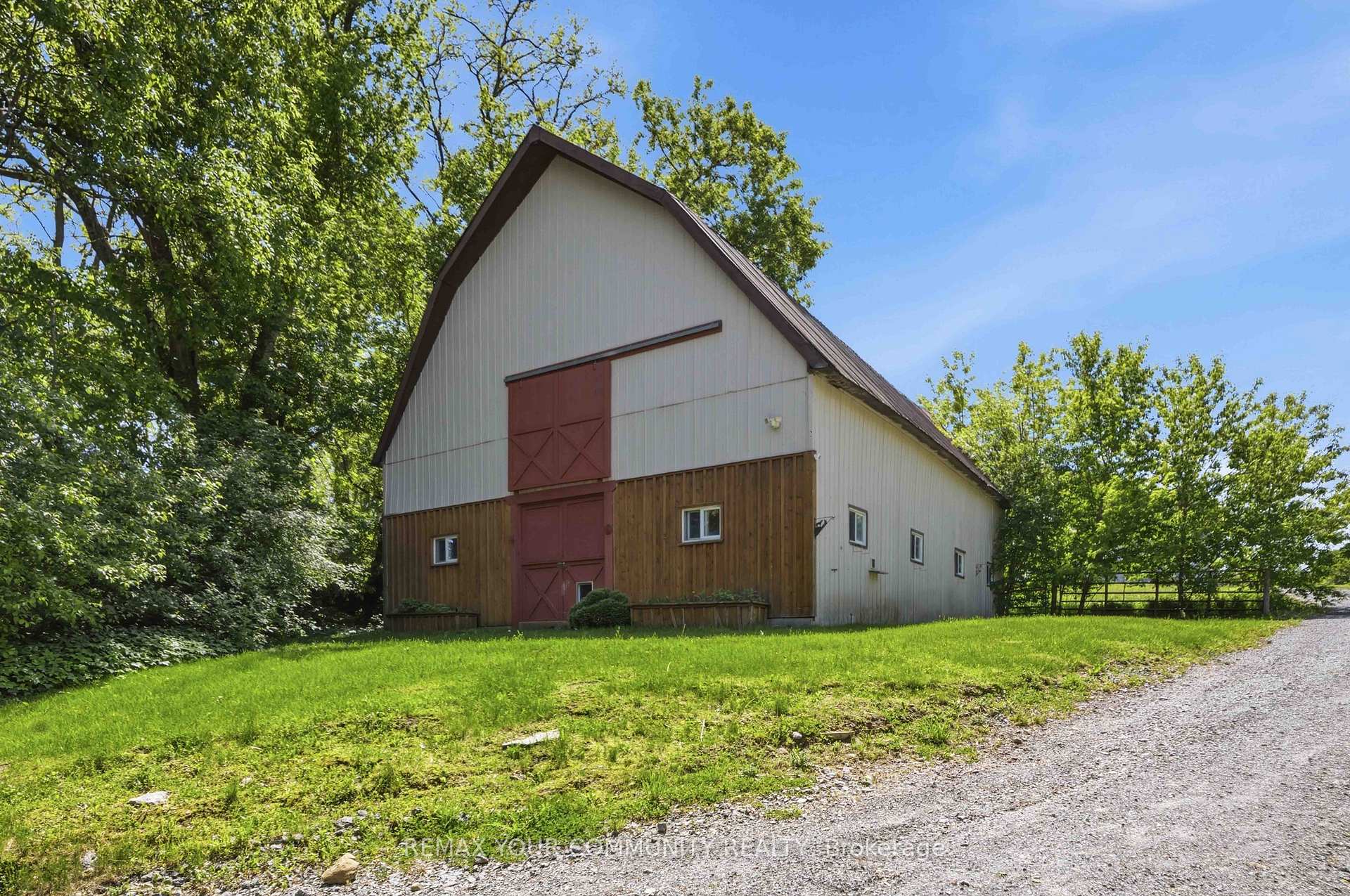 Photo 8 of 6680 Coronation Road, Whitby, Rural Whitby — HOMEH