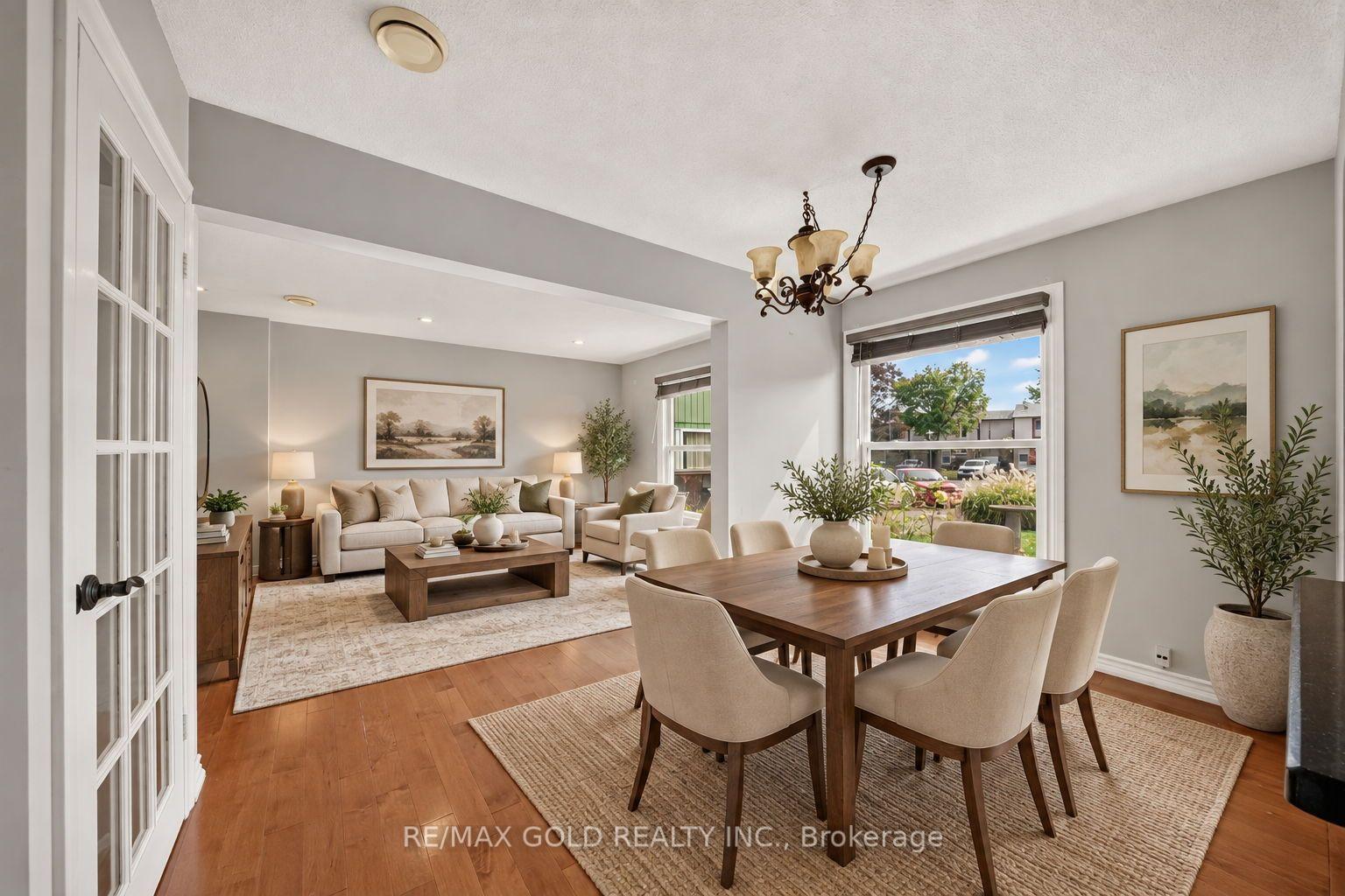 Photo 13 of 6 Jennifer Square, Brampton, Northgate — HOMEH