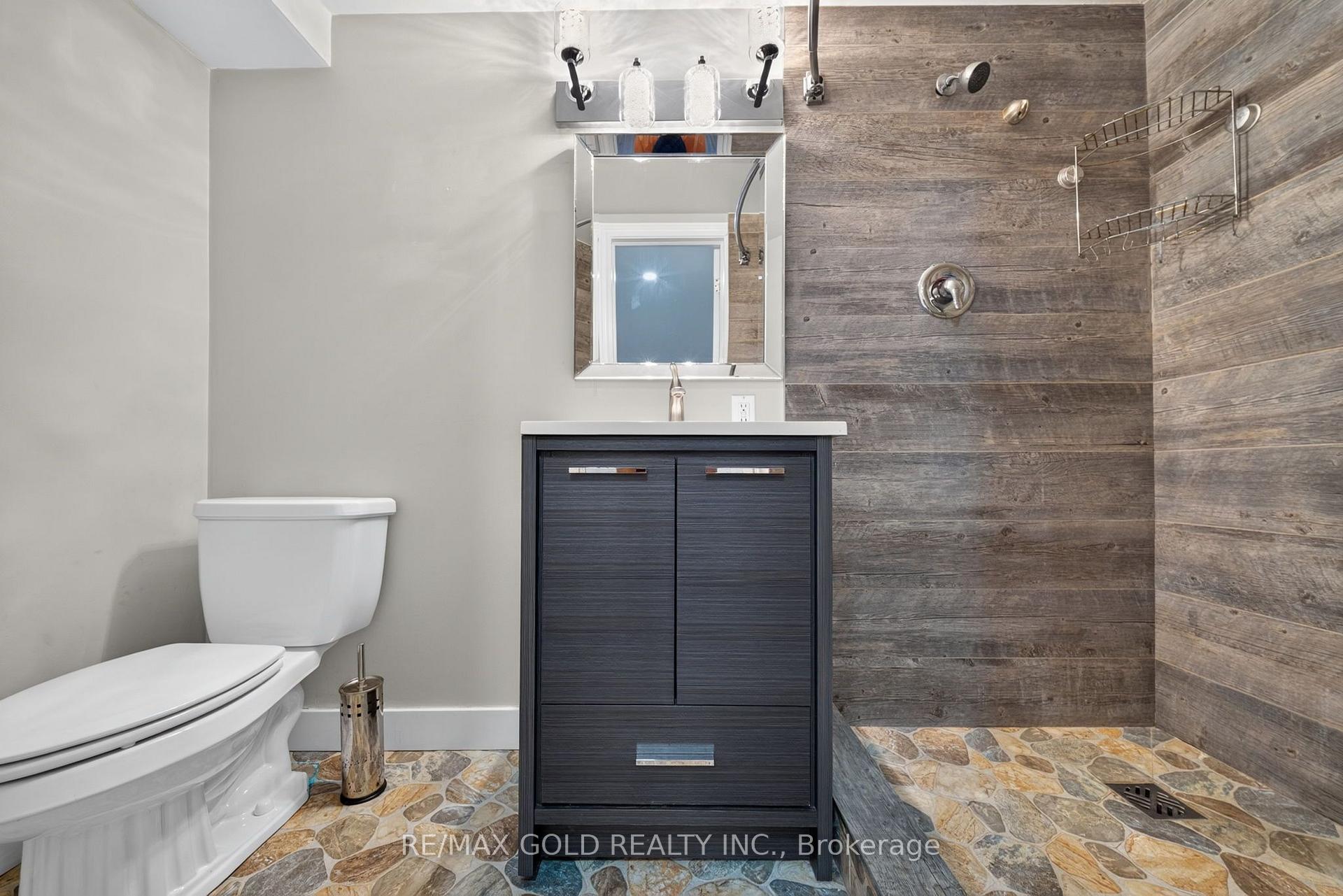 Photo 34 of 6 Jennifer Square, Brampton, Northgate — HOMEH