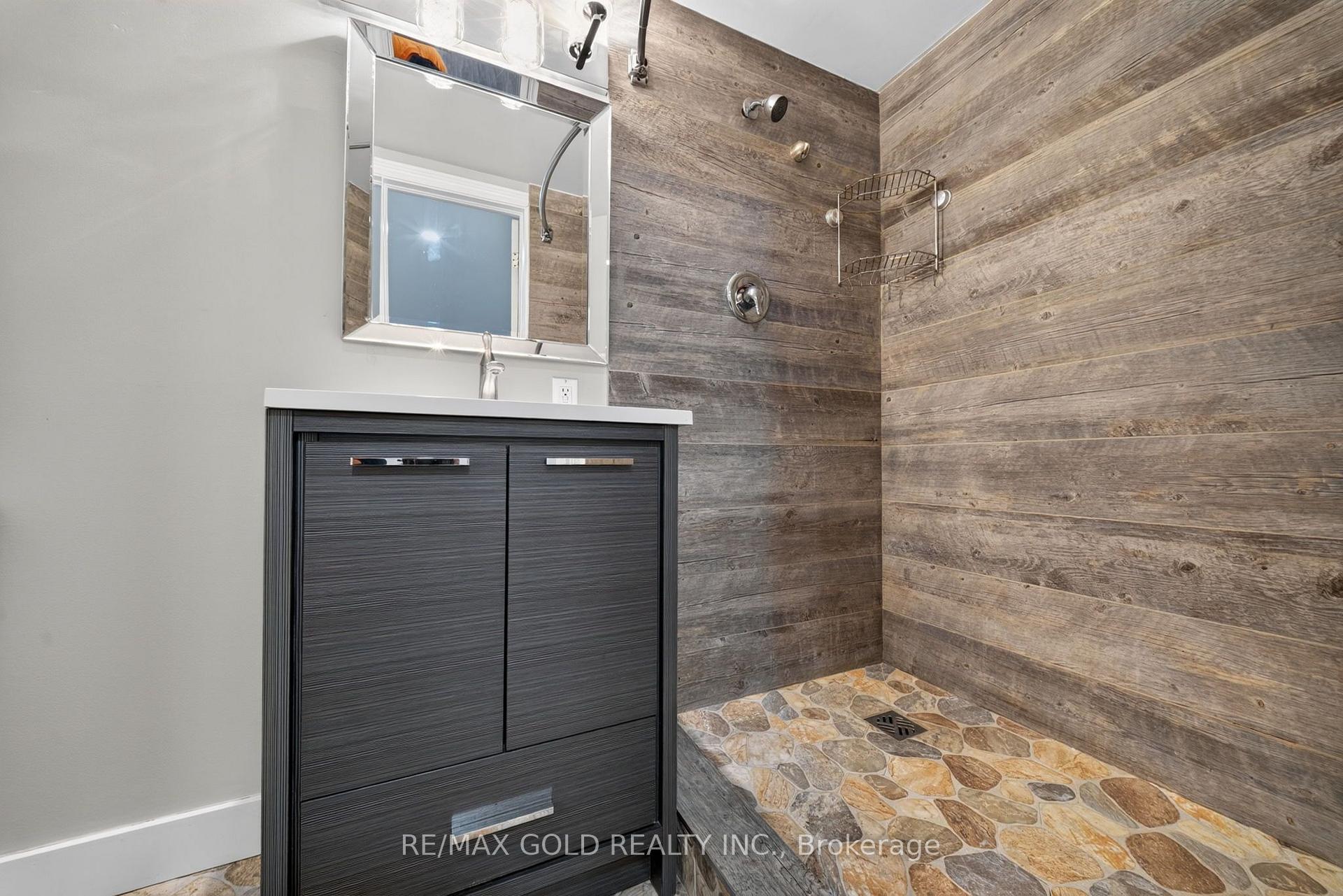 Photo 36 of 6 Jennifer Square, Brampton, Northgate — HOMEH