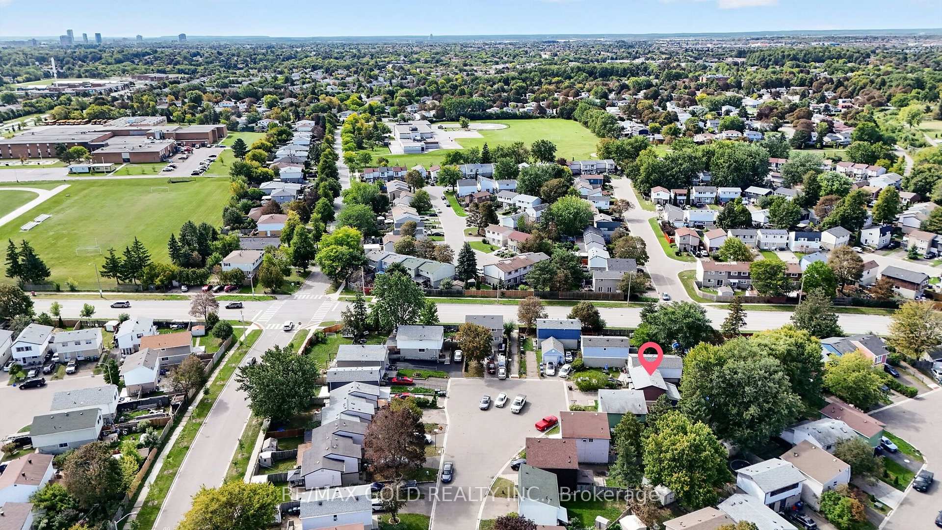 Photo 48 of 6 Jennifer Square, Brampton, Northgate — HOMEH