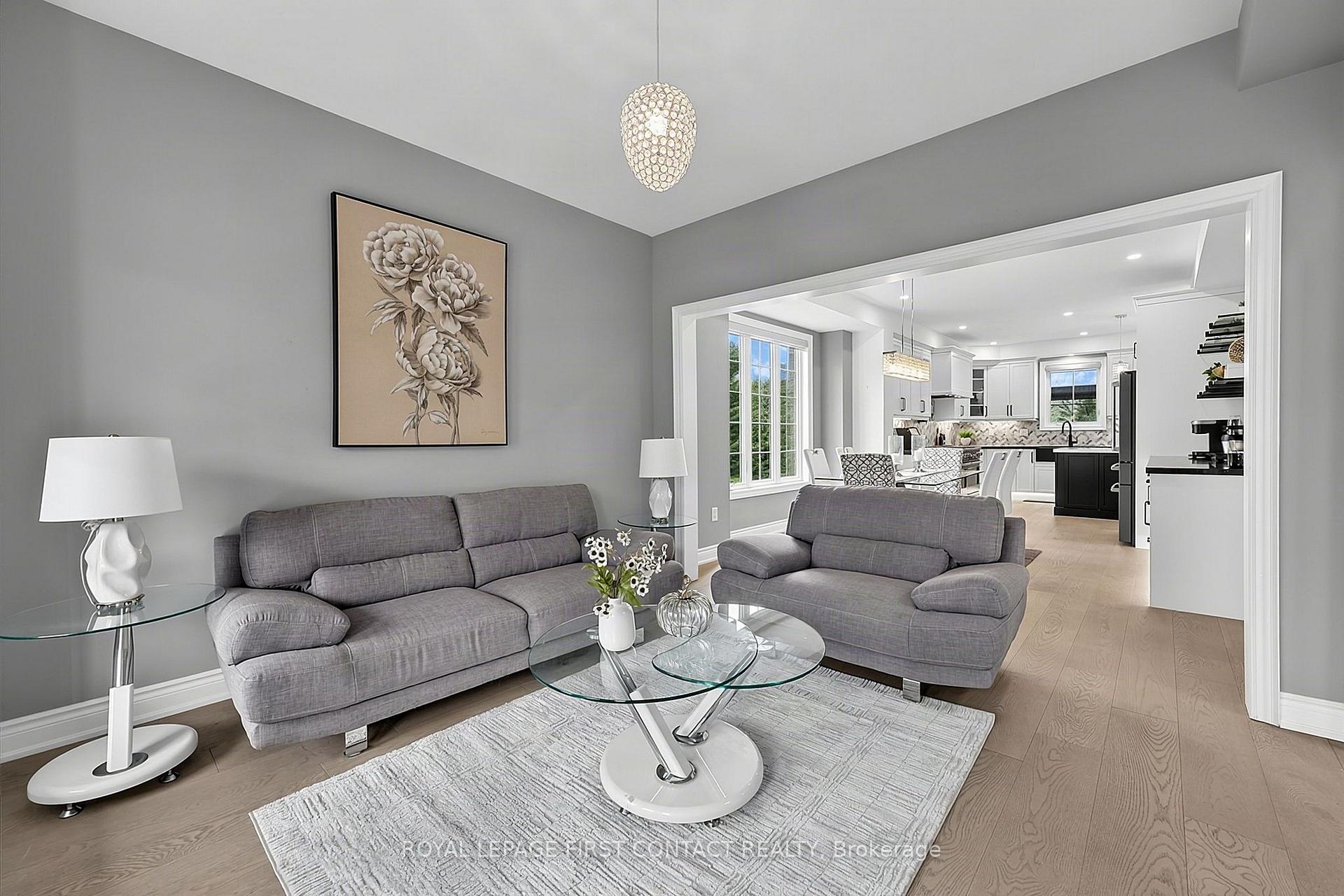 Photo 6 of 36 Regalia Way, Barrie, Innis-Shore — HOMEH