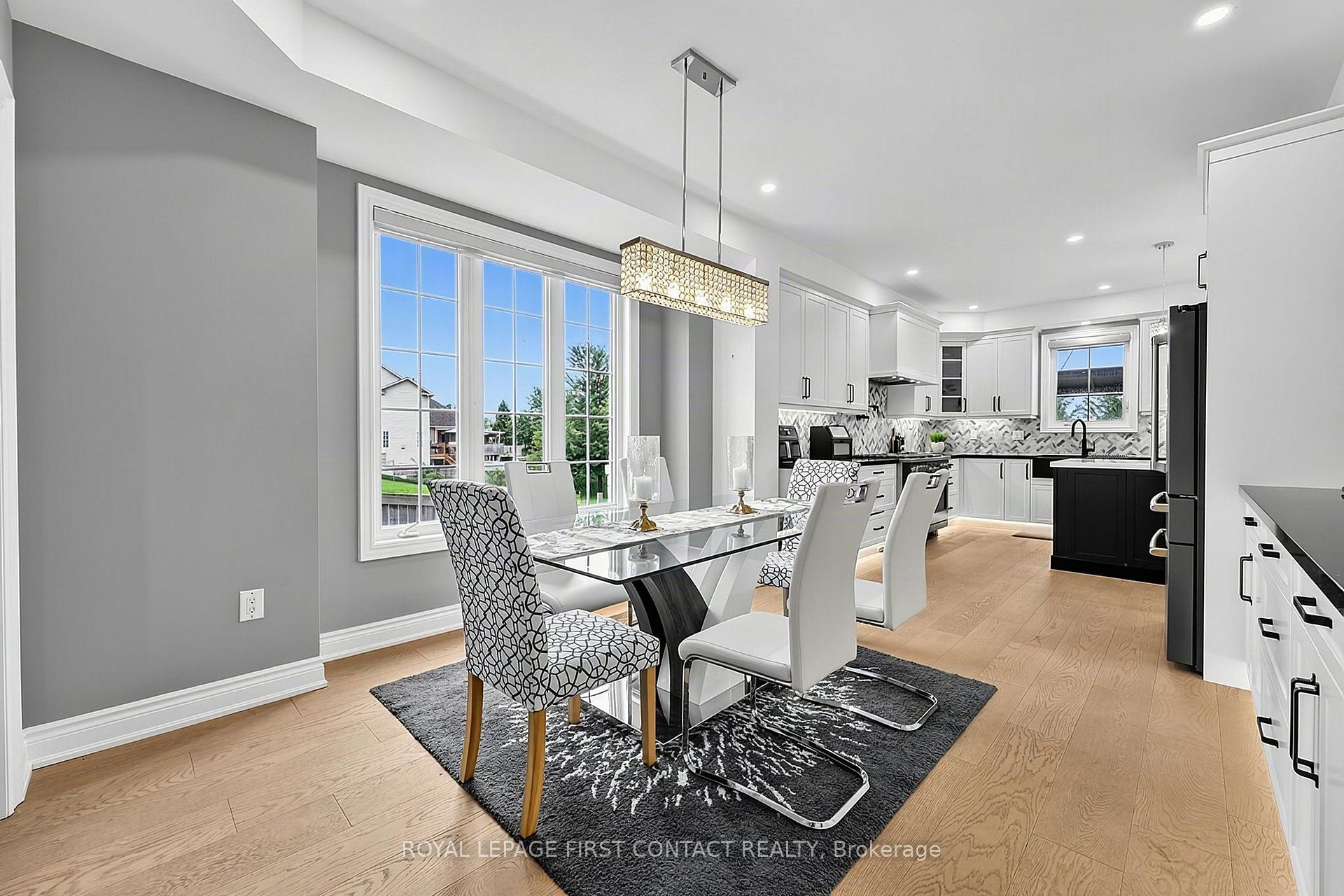Photo 9 of 36 Regalia Way, Barrie, Innis-Shore — HOMEH