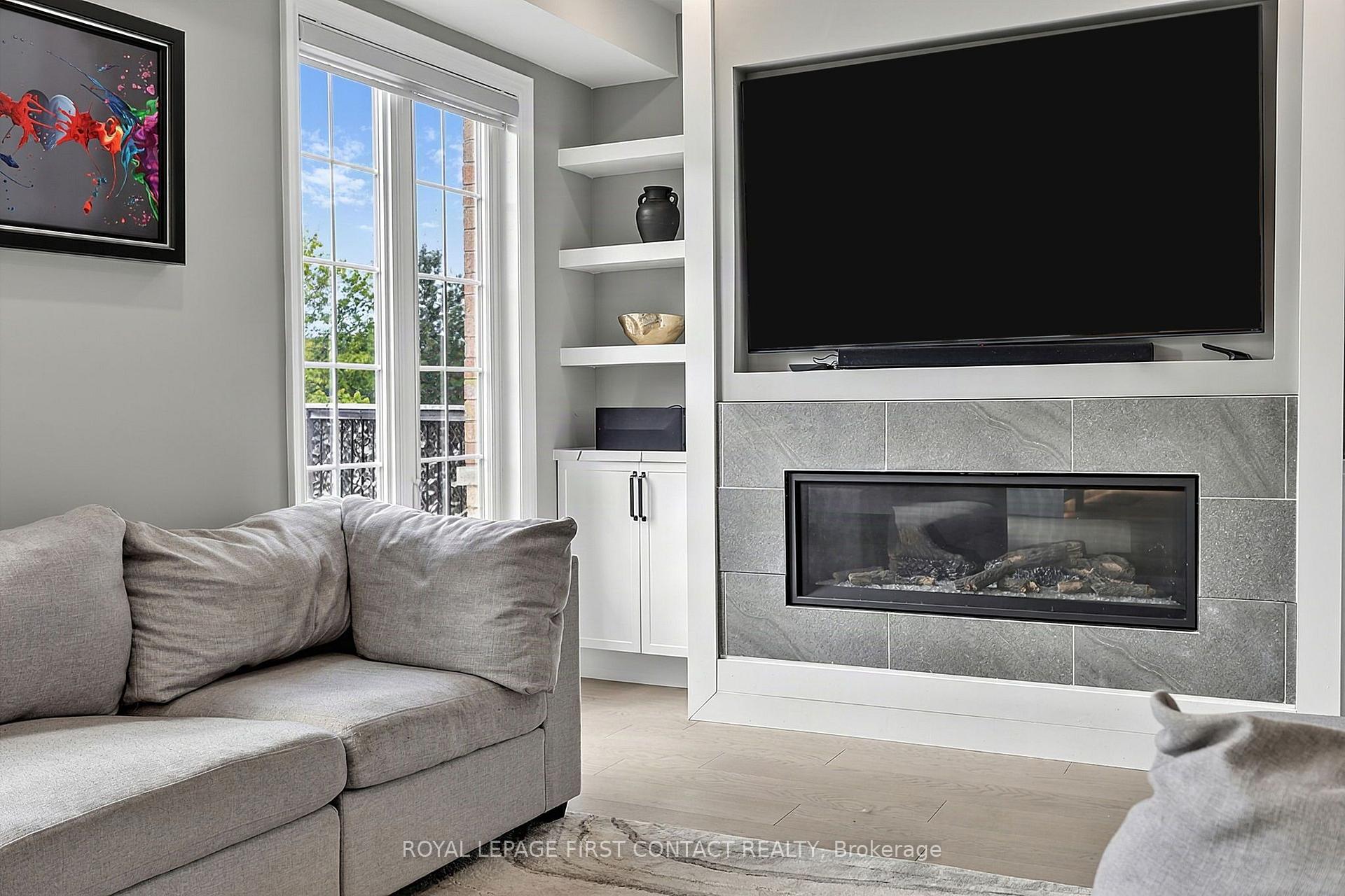 Photo 17 of 36 Regalia Way, Barrie, Innis-Shore — HOMEH