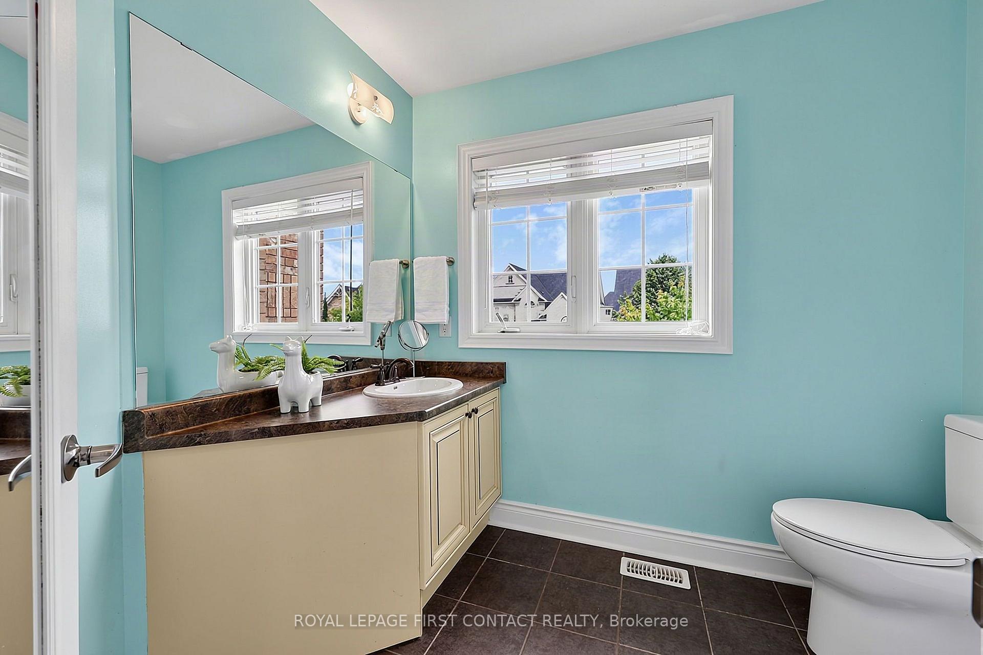 Photo 28 of 36 Regalia Way, Barrie, Innis-Shore — HOMEH