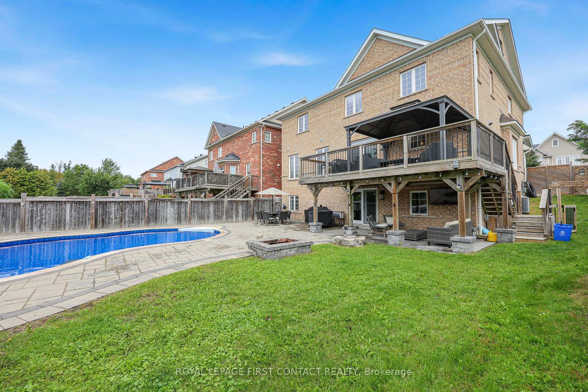 Photo 47 of 36 Regalia Way, Barrie, Innis-Shore — HOMEH