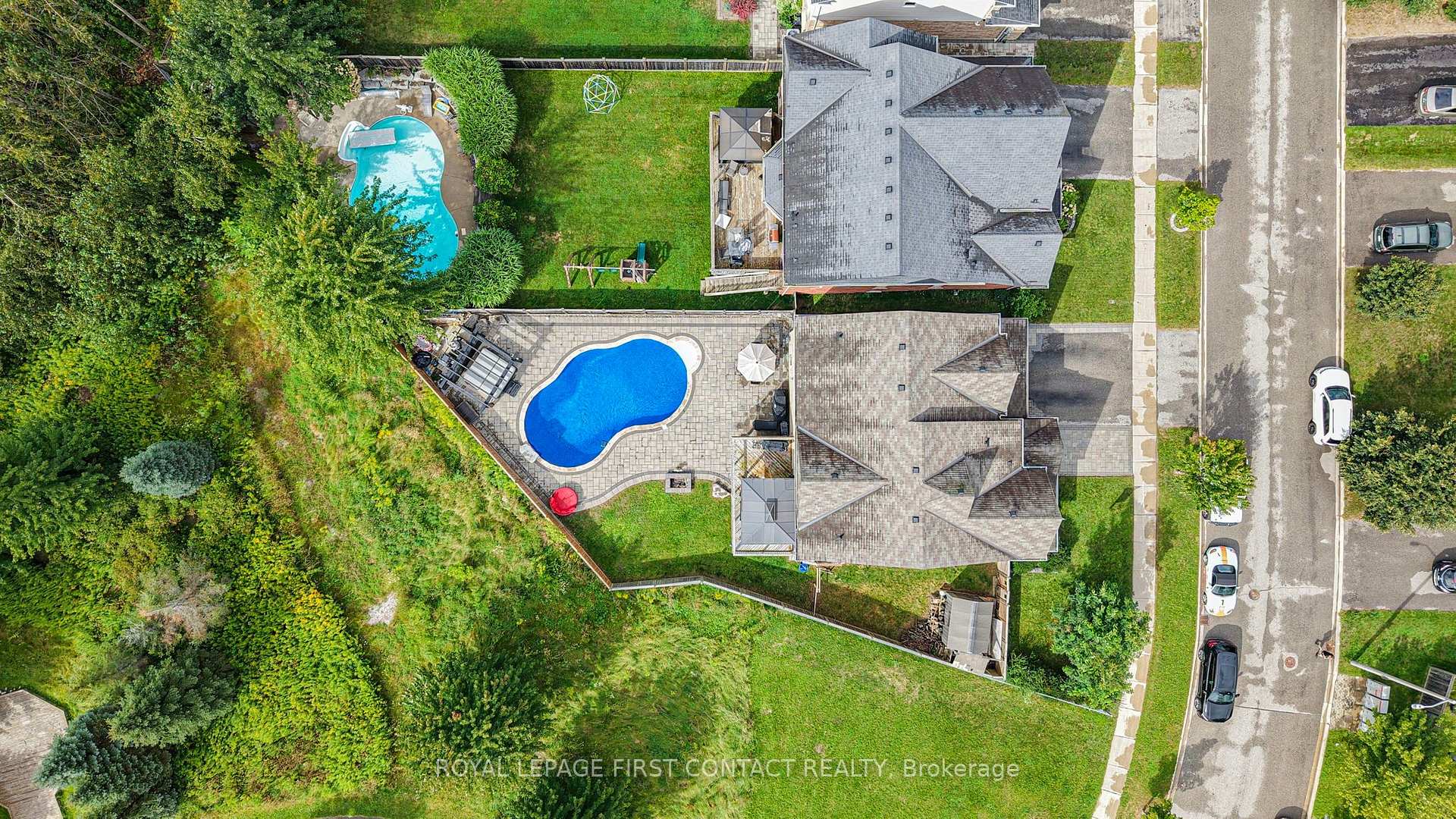 Photo 48 of 36 Regalia Way, Barrie, Innis-Shore — HOMEH
