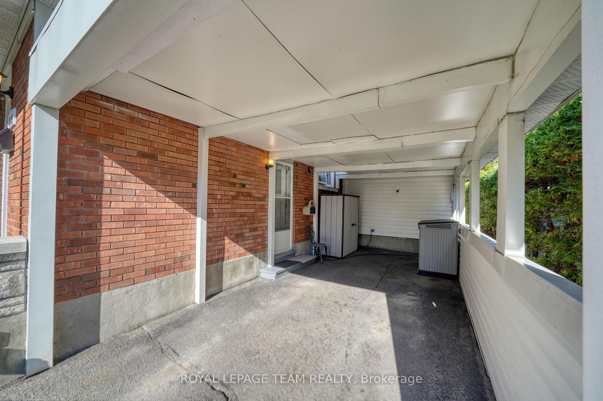 Photo 4 of 2161 Rushton Road, Ottawa, McKellar Heights/Glabar Park — HOMEH