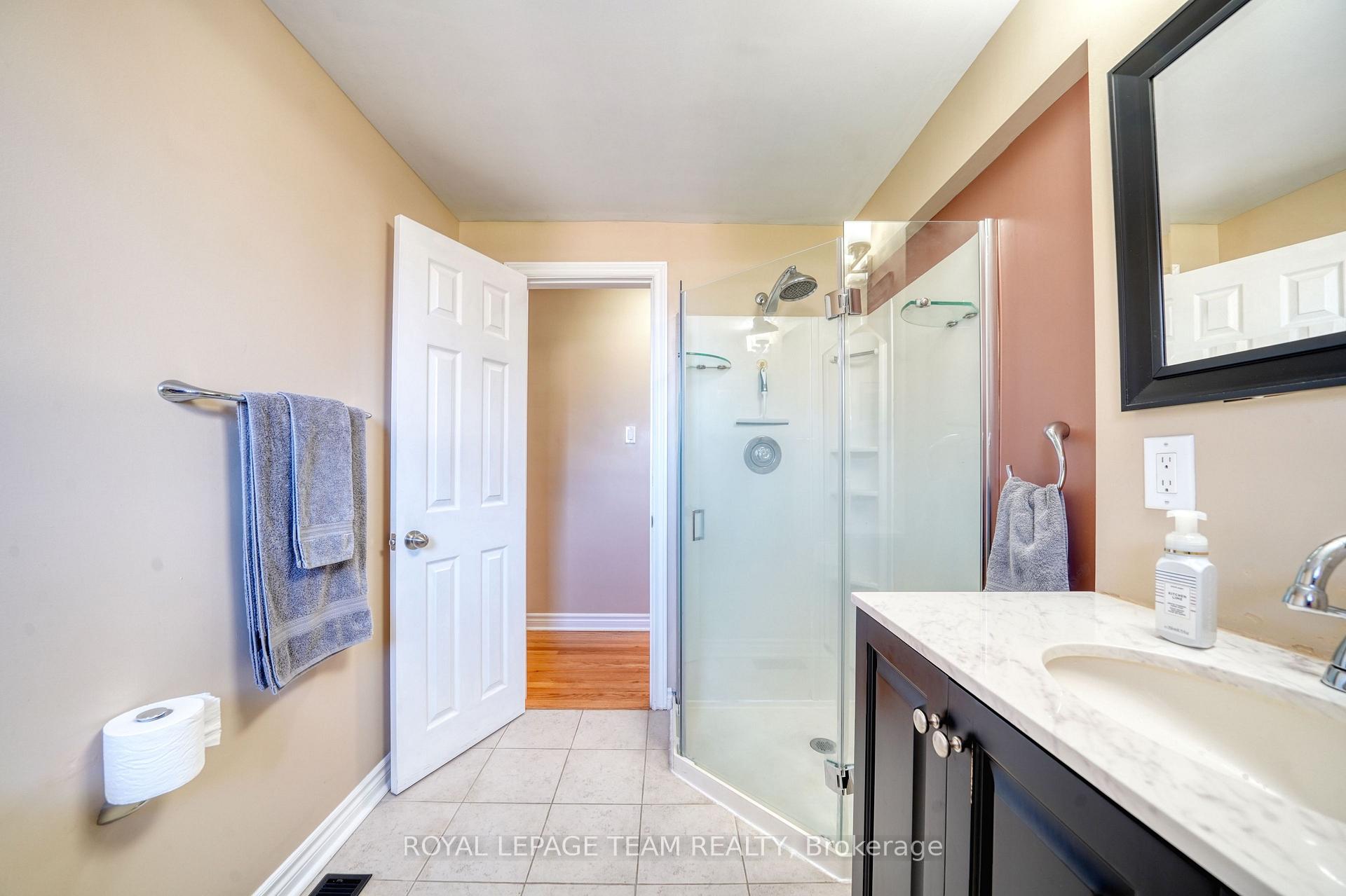 Photo 16 of 2161 Rushton Road, Ottawa, McKellar Heights/Glabar Park — HOMEH
