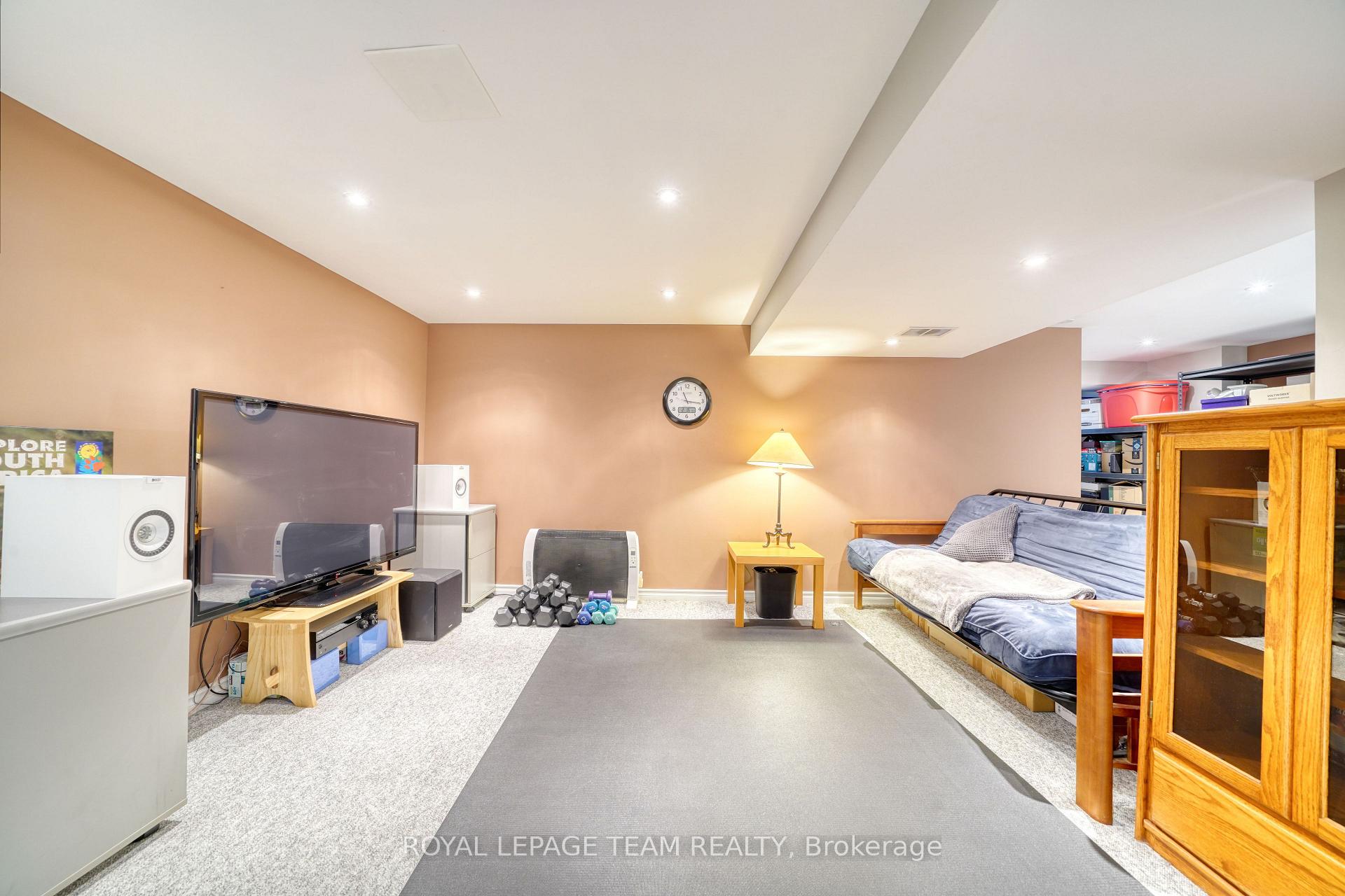 Photo 19 of 2161 Rushton Road, Ottawa, McKellar Heights/Glabar Park — HOMEH