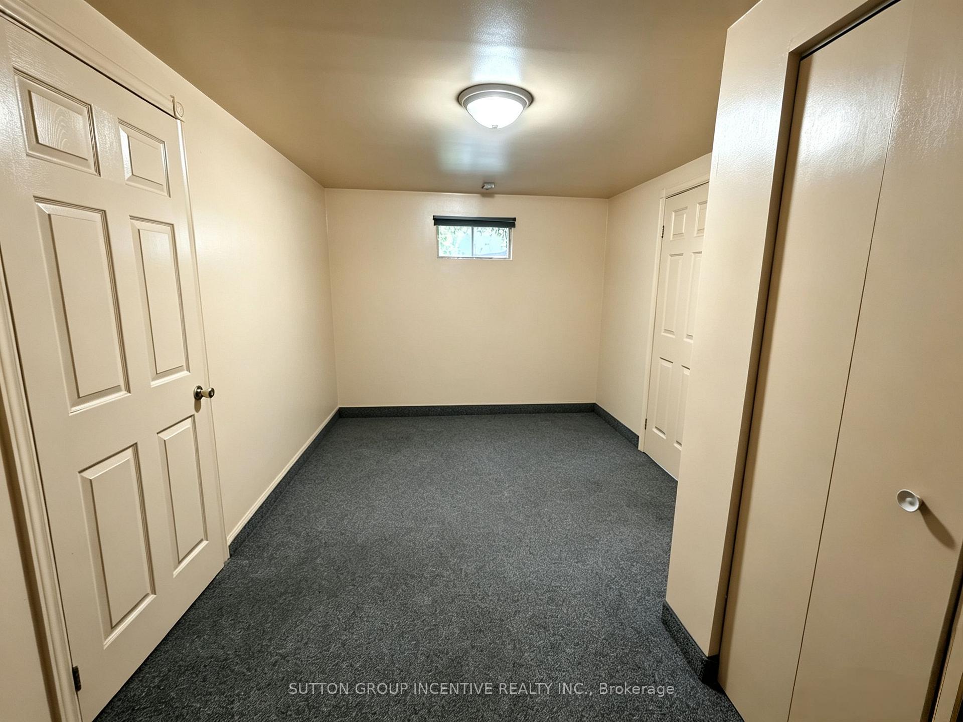 Photo 23 of 110 College Crescent, Barrie, Grove East — HOMEH