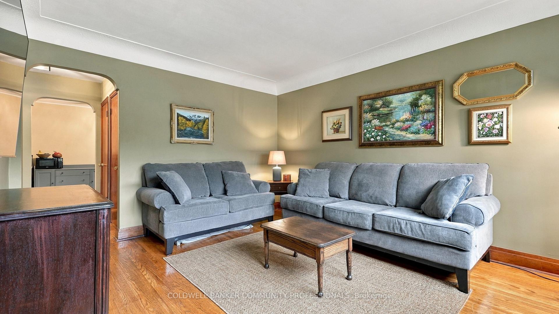 Photo 6 of 42 Delevan Crescent, Hamilton, Hill Park — HOMEH