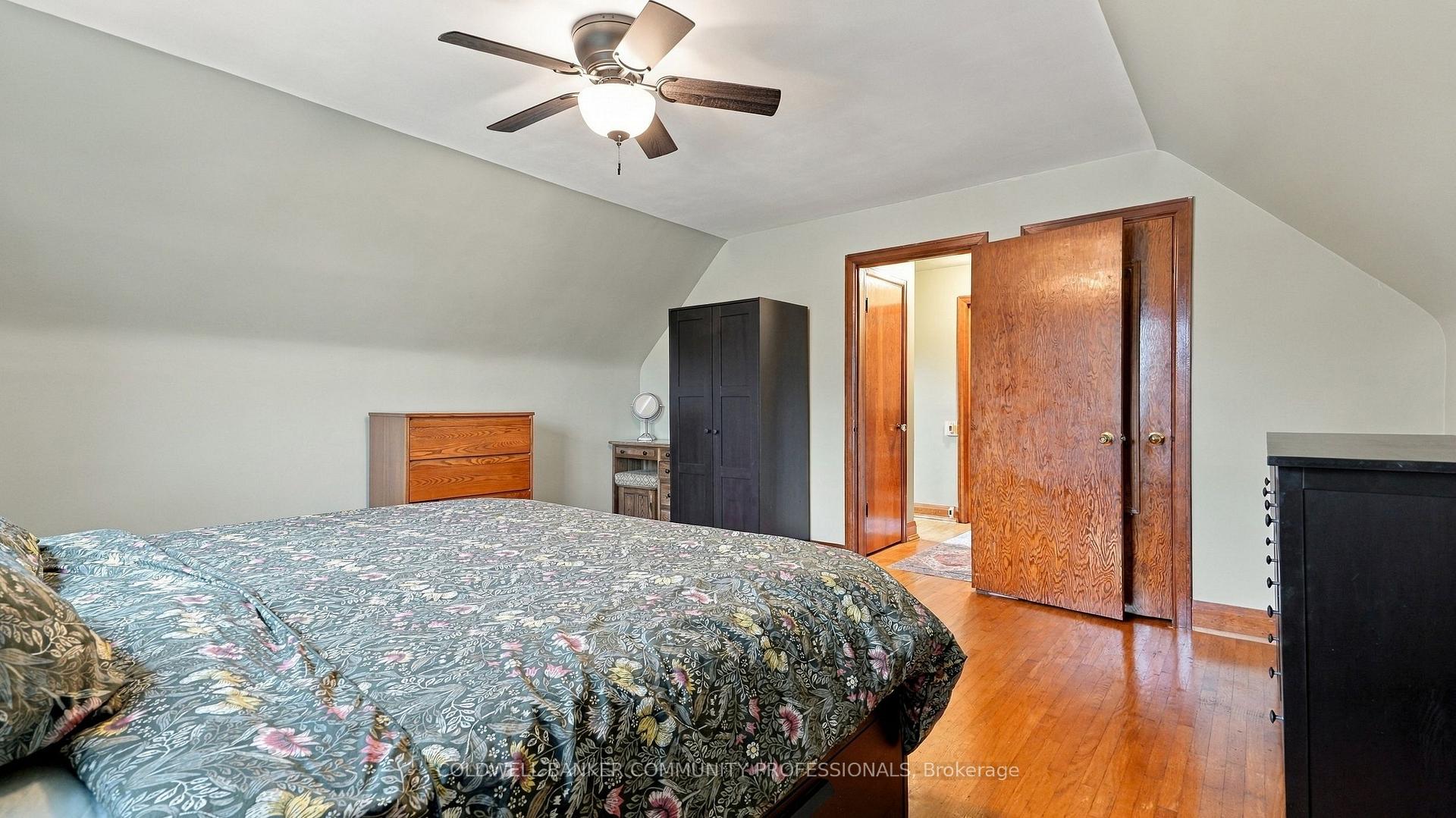 Photo 20 of 42 Delevan Crescent, Hamilton, Hill Park — HOMEH