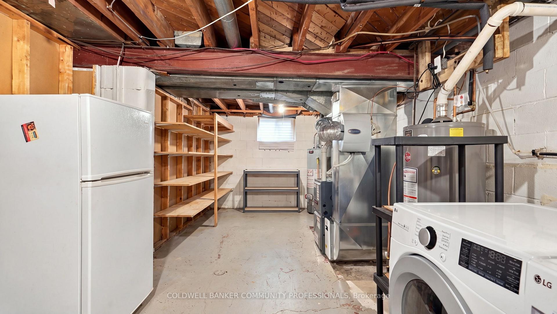 Photo 26 of 42 Delevan Crescent, Hamilton, Hill Park — HOMEH