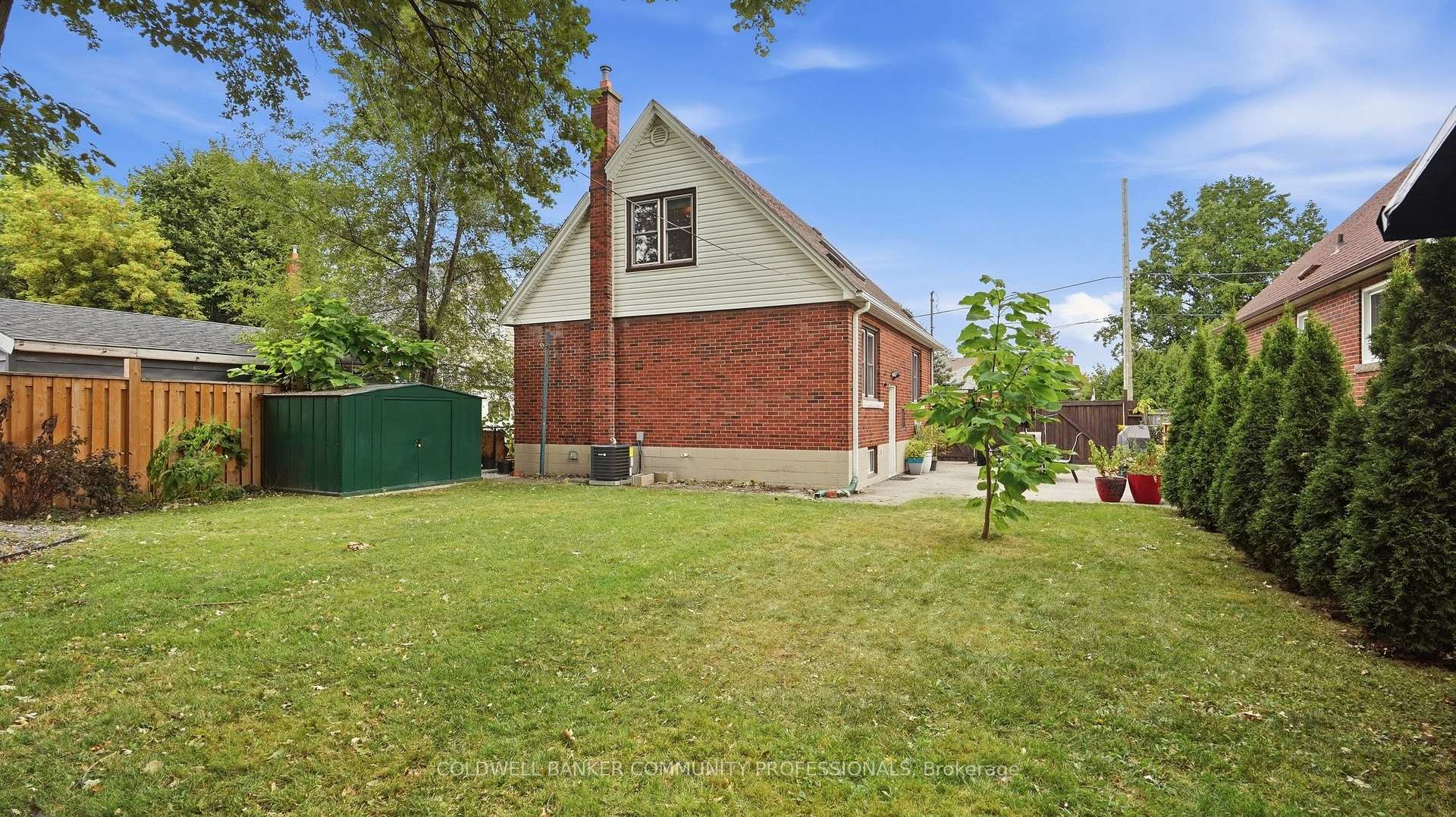 Photo 27 of 42 Delevan Crescent, Hamilton, Hill Park — HOMEH