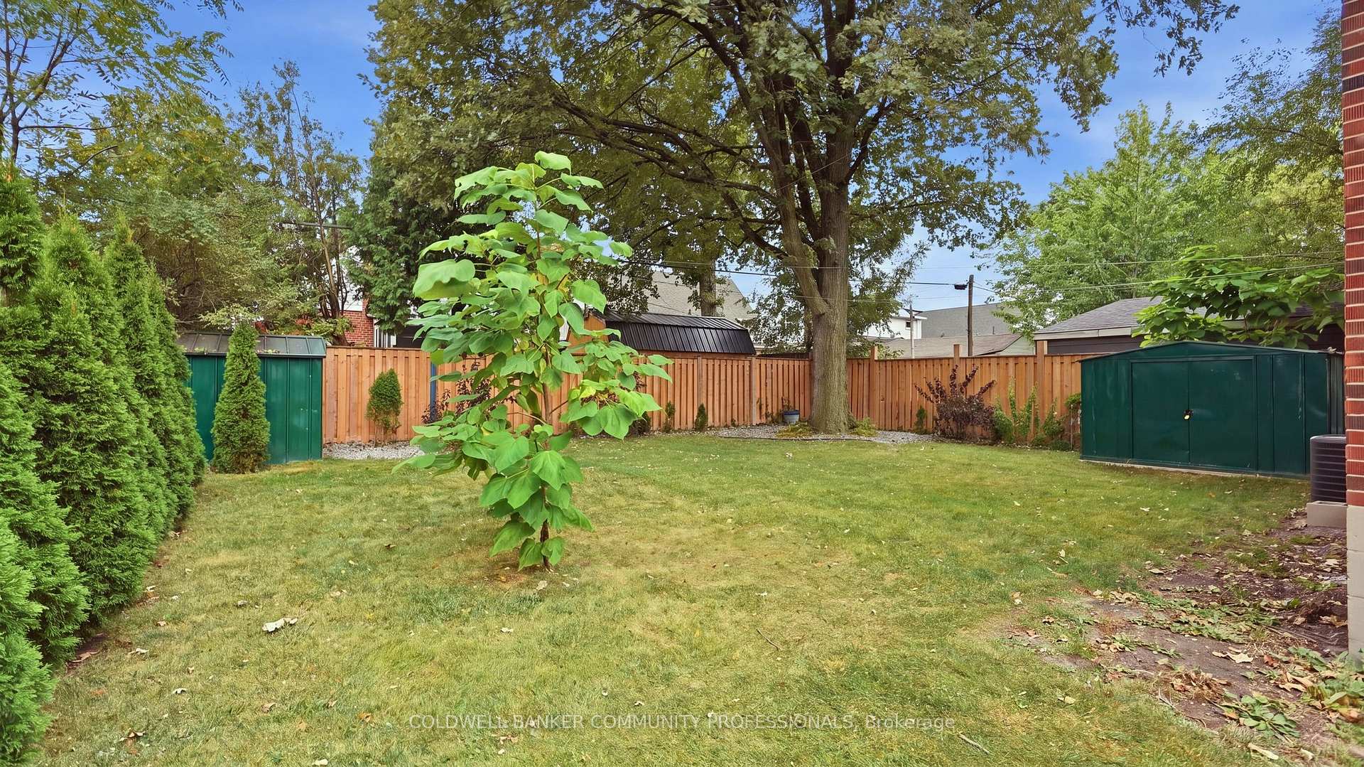 Photo 28 of 42 Delevan Crescent, Hamilton, Hill Park — HOMEH