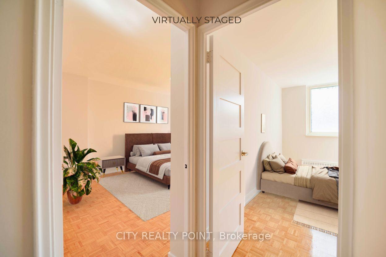 Photo 2 of Unit 507, 10 Shallmar Boulevard, Toronto, Forest Hill North — HOMEH