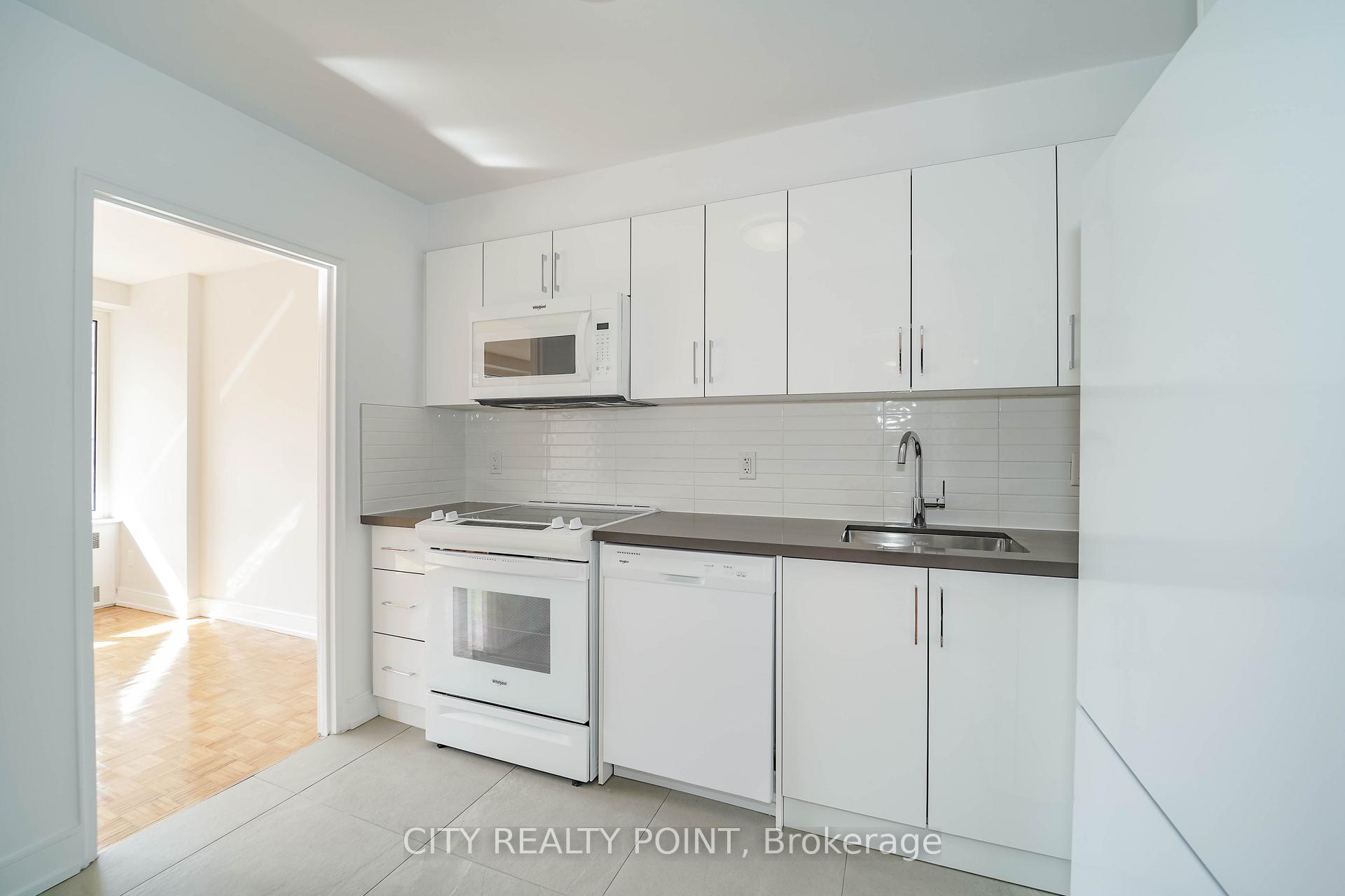 Photo 12 of Unit 507, 10 Shallmar Boulevard, Toronto, Forest Hill North — HOMEH