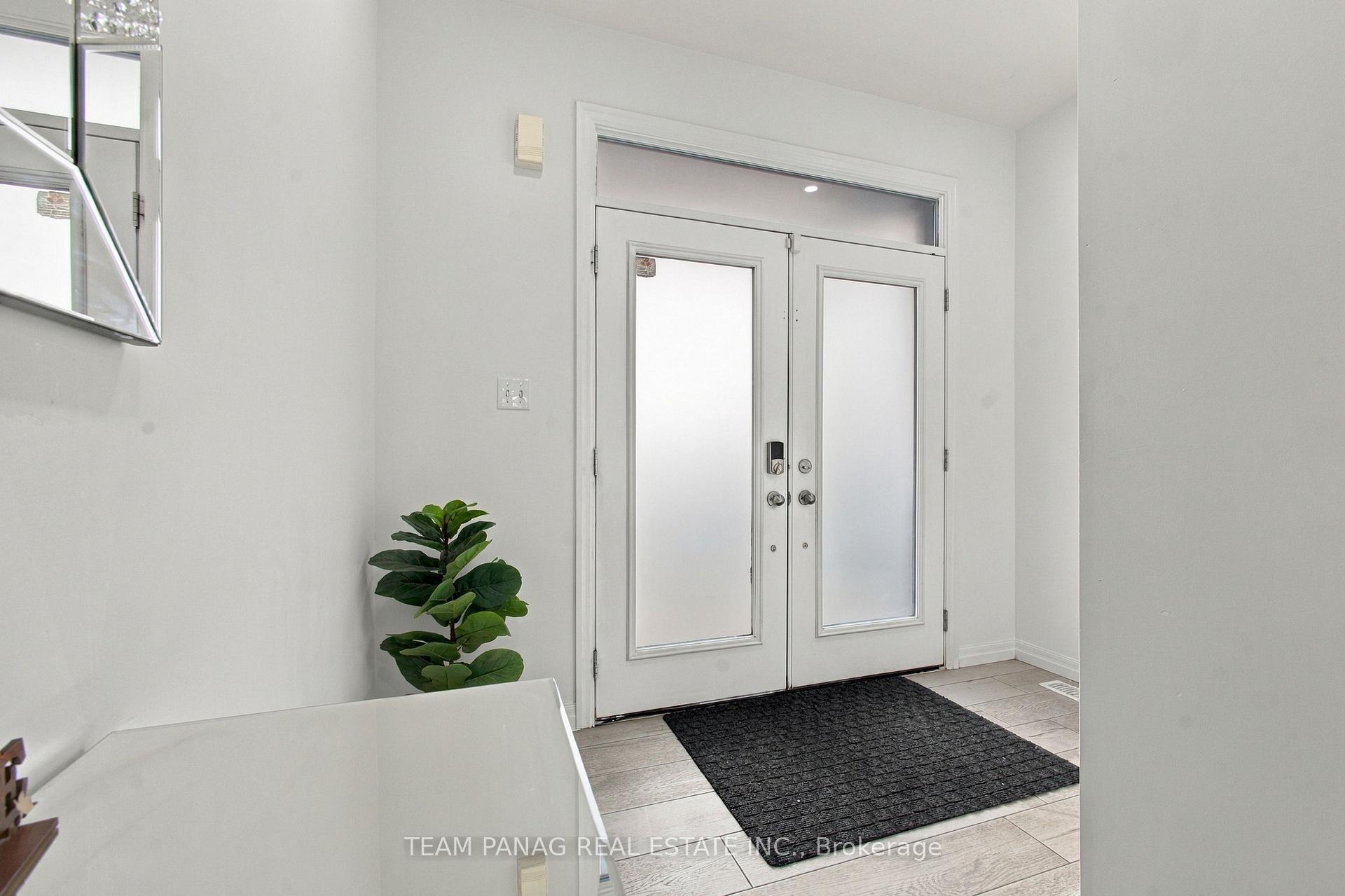 Photo 11 of 409 Freure Drive, Cambridge, Blair Road — HOMEH