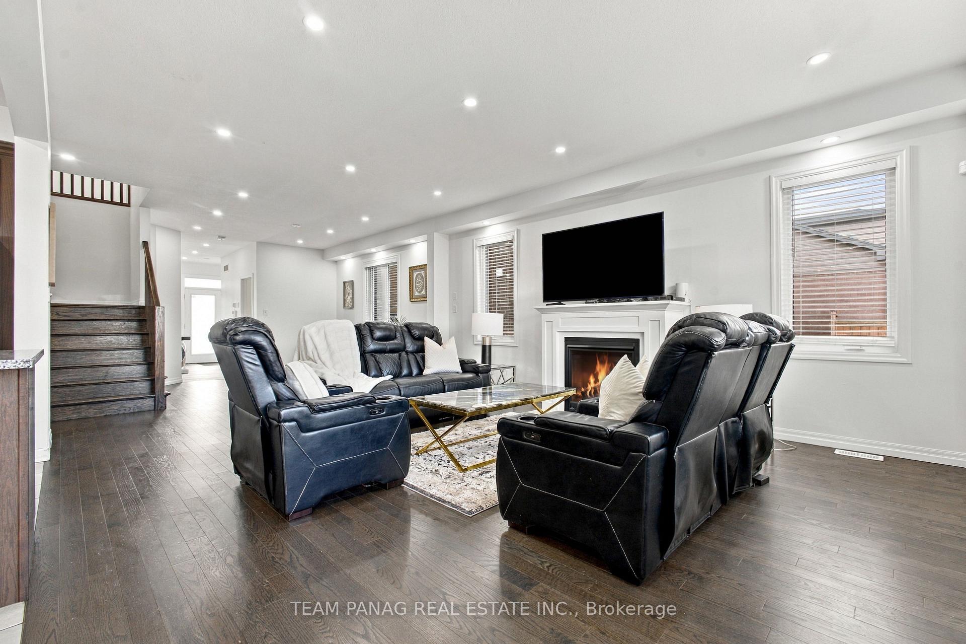 Photo 22 of 409 Freure Drive, Cambridge, Blair Road — HOMEH