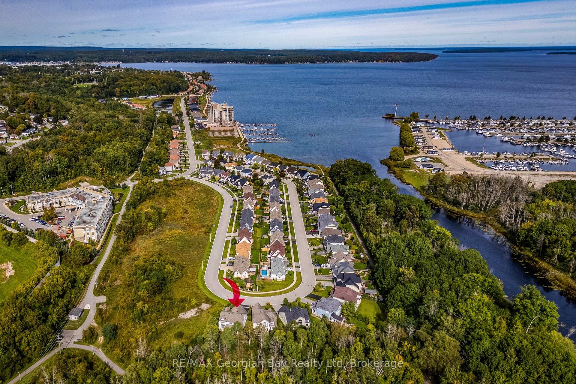 Photo 48 of 68 Riverwalk Place, Midland — HOMEH
