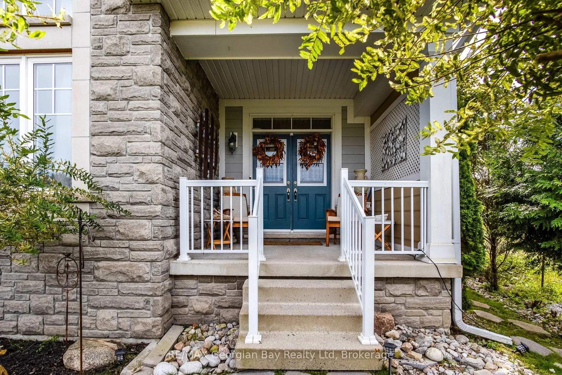Photo 10 of 68 Riverwalk Place, Midland — HOMEH