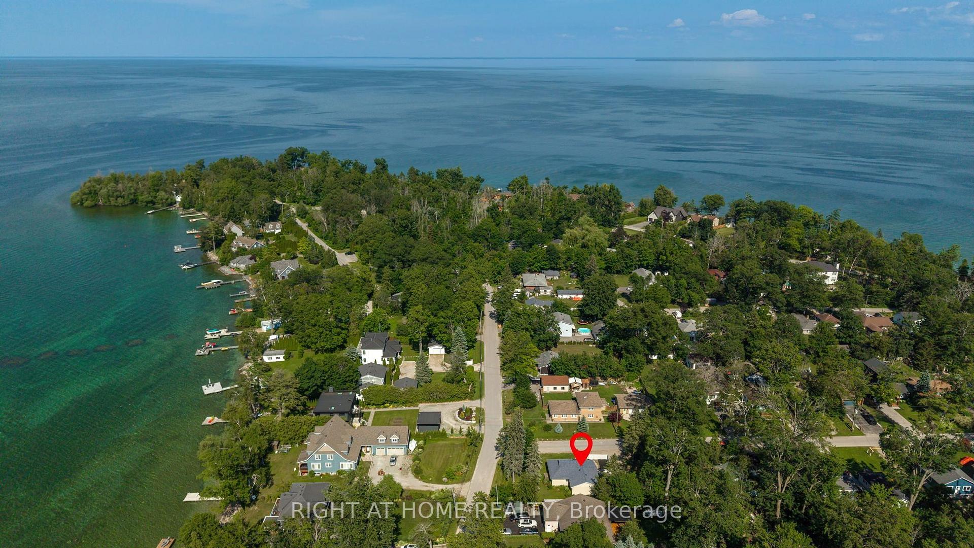 Photo 35 of 51 Lakeside Drive, Innisfil, Rural Innisfil — HOMEH