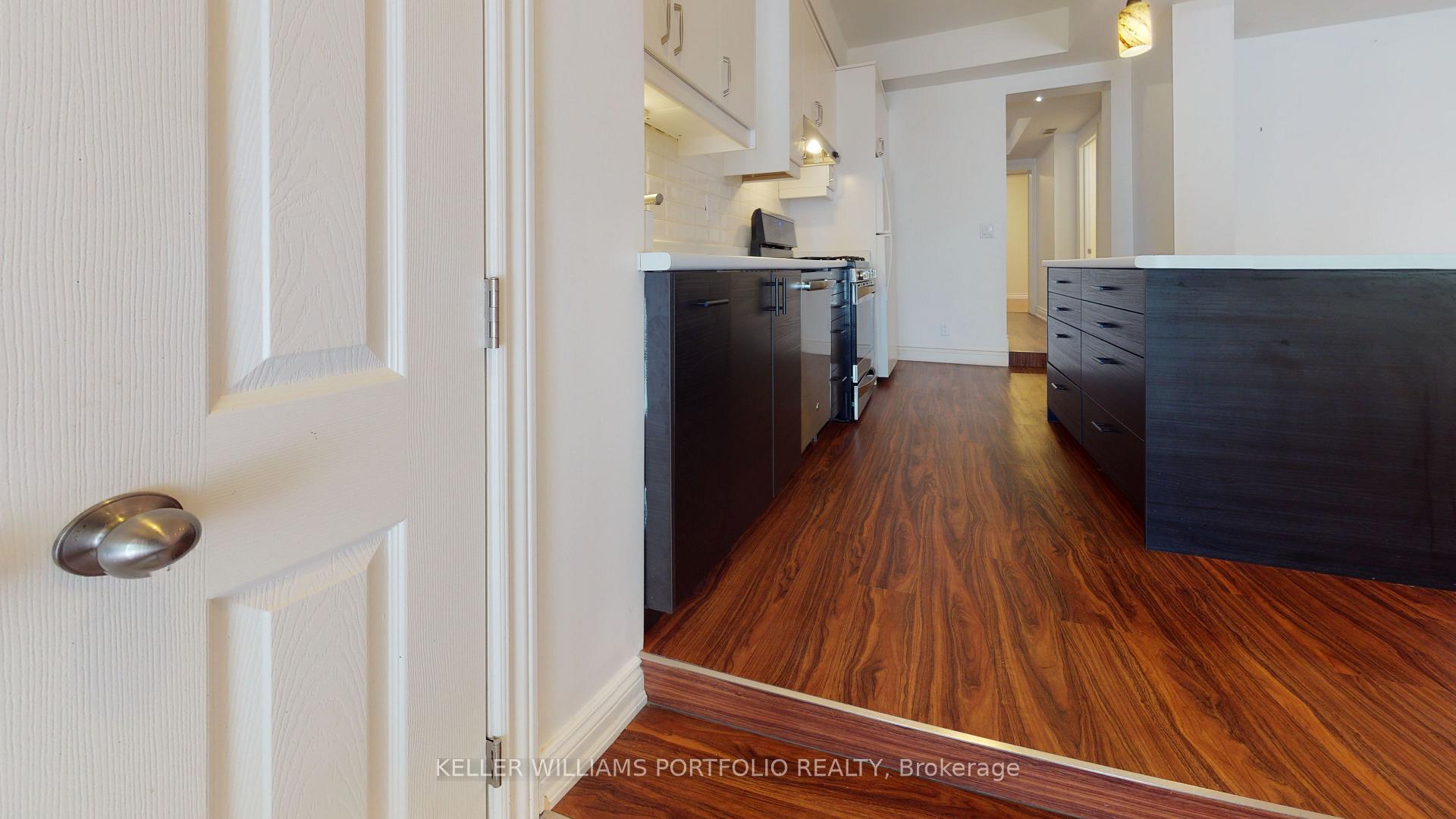 Photo 7 of Unit 5, 546 Eglinton Avenue E, Toronto, Mount Pleasant East — HOMEH