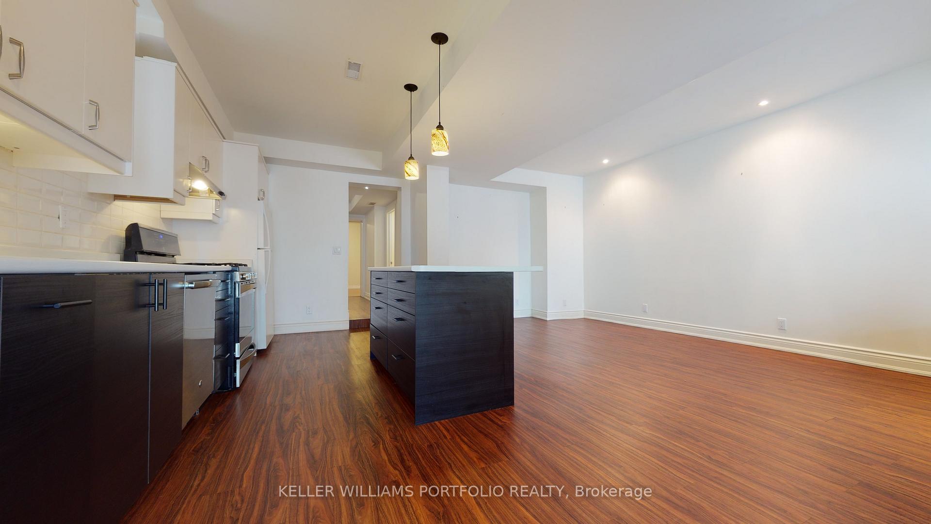Photo 8 of Unit 5, 546 Eglinton Avenue E, Toronto, Mount Pleasant East — HOMEH