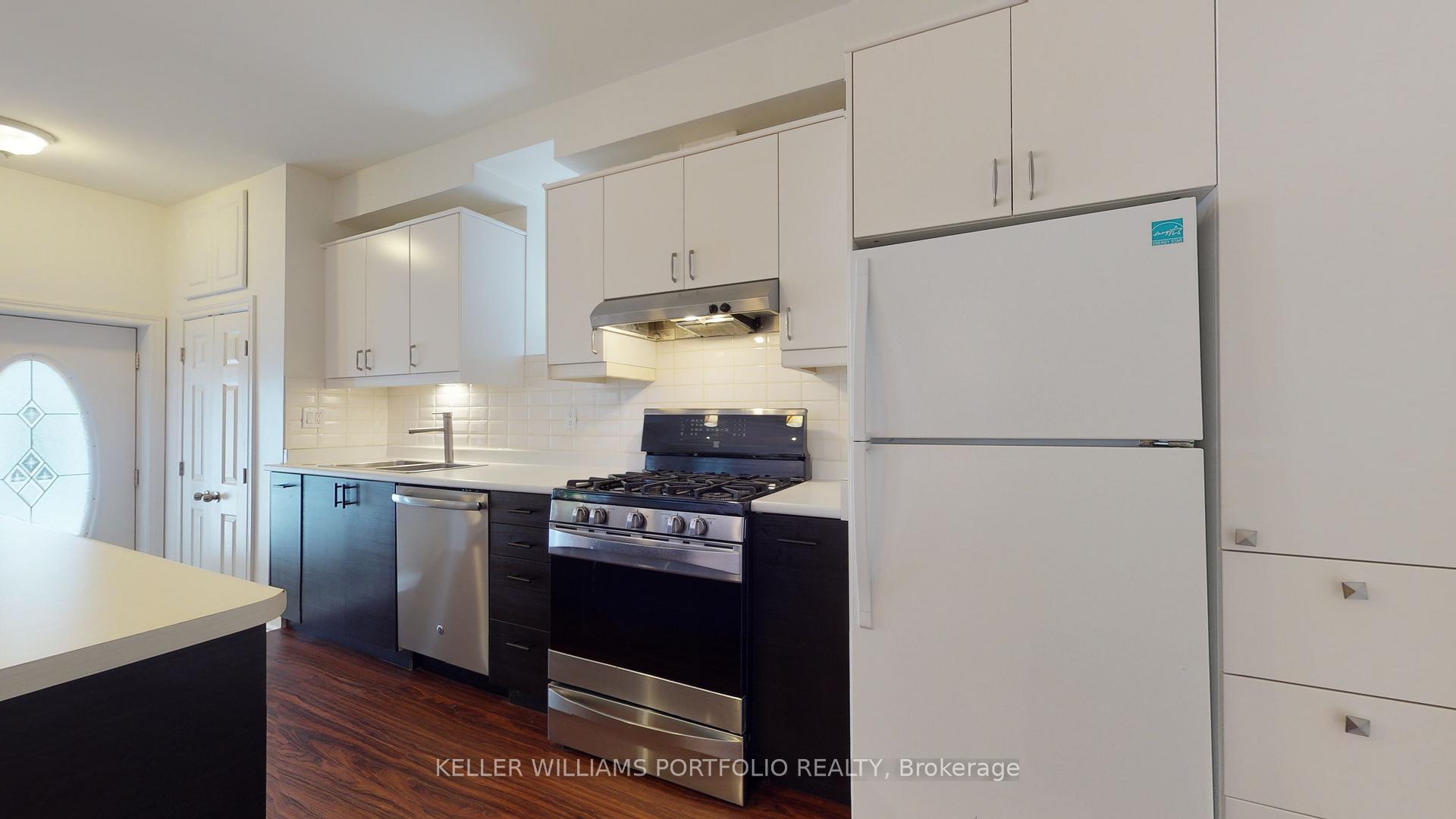 Photo 13 of Unit 5, 546 Eglinton Avenue E, Toronto, Mount Pleasant East — HOMEH