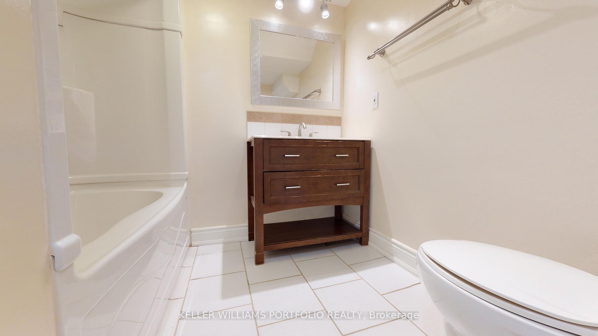 Photo 36 of Unit 5, 546 Eglinton Avenue E, Toronto, Mount Pleasant East — HOMEH