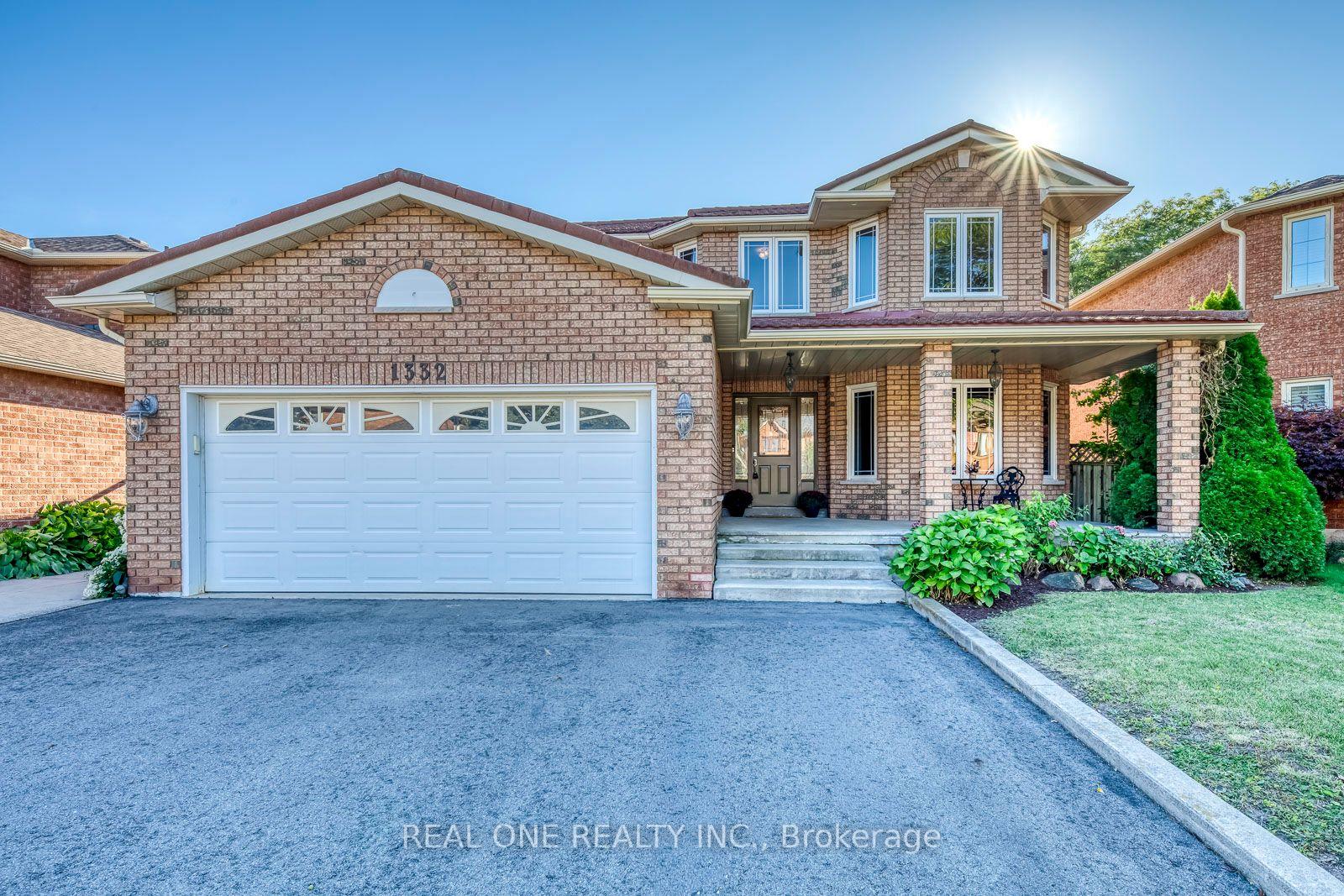 Front of 1332 Greenwood Crescent