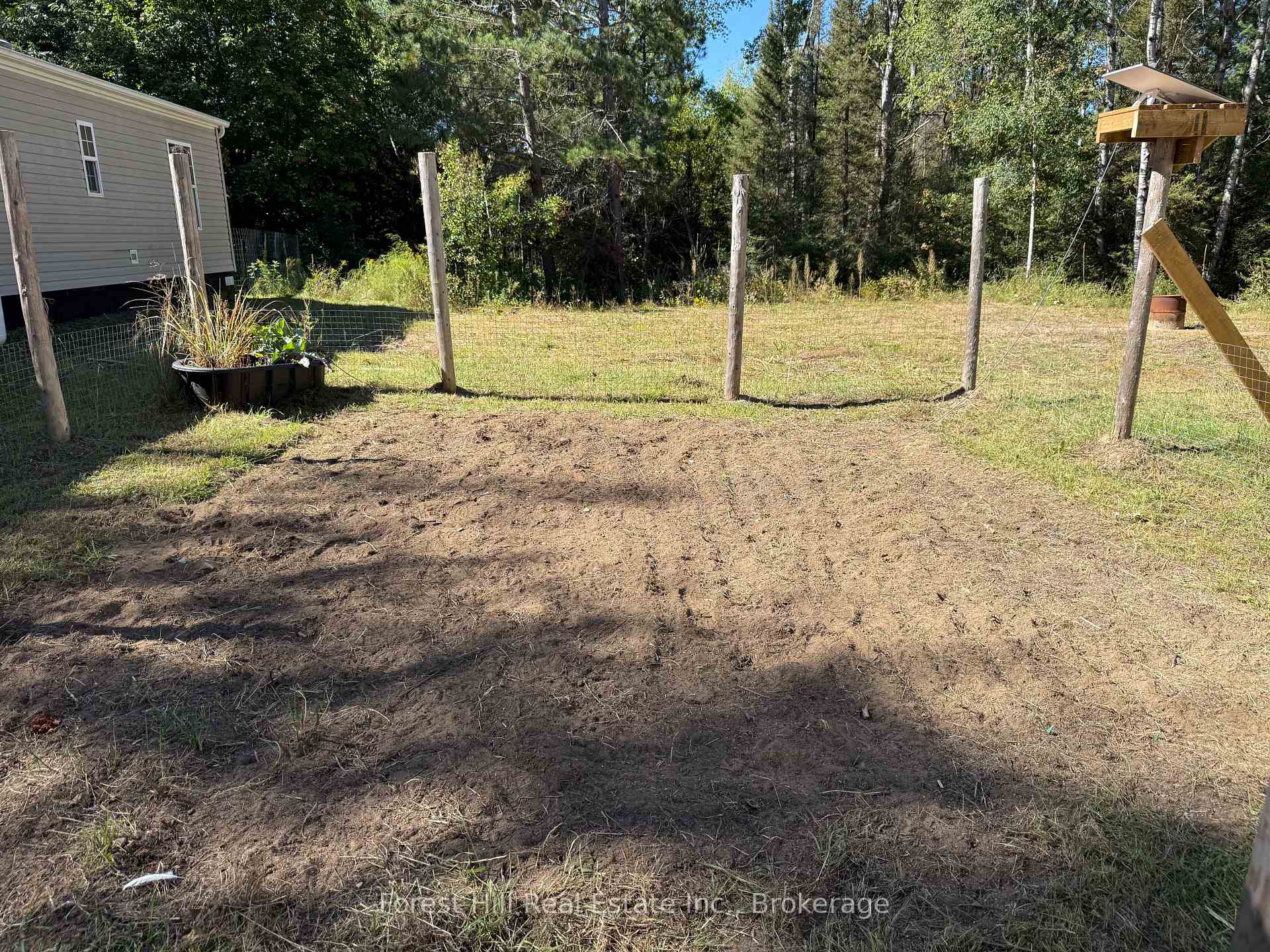 Photo 23 of 828 522 Highway, Powassan, Trout Creek — HOMEH