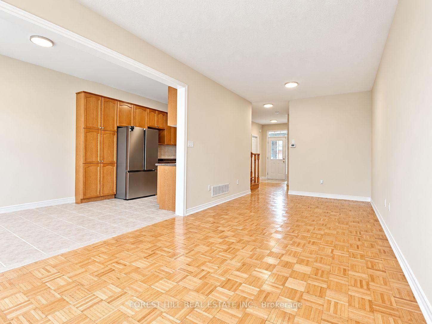 Photo 6 of 47 Loire Valley Avenue, Vaughan, Patterson — HOMEH