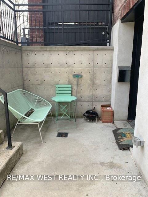 Photo 4 of Unit Bsmt, 152 Close Avenue, Toronto, South Parkdale — HOMEH